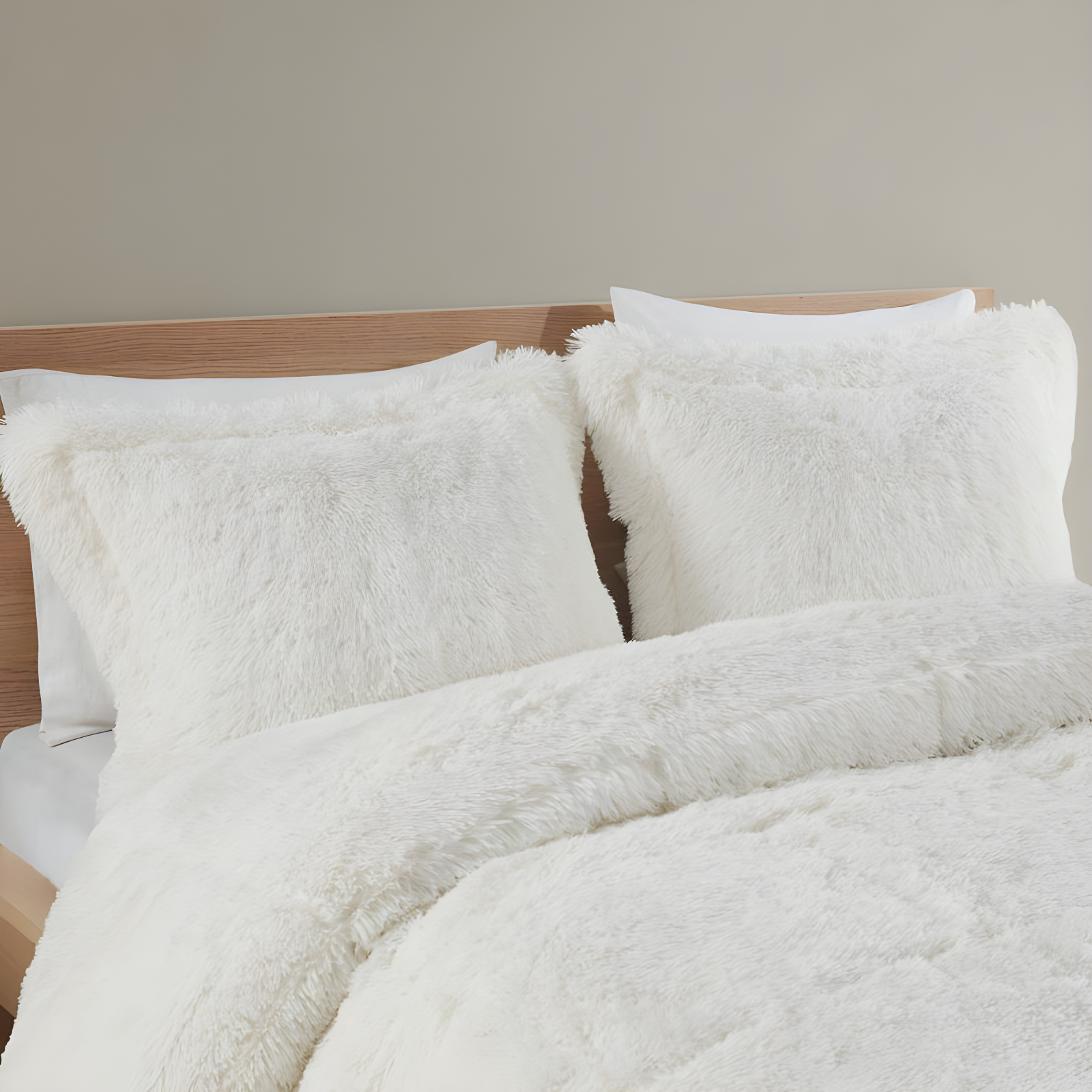 Intelligent Design Malea Shaggy Faux Fur Comforter Mini Set