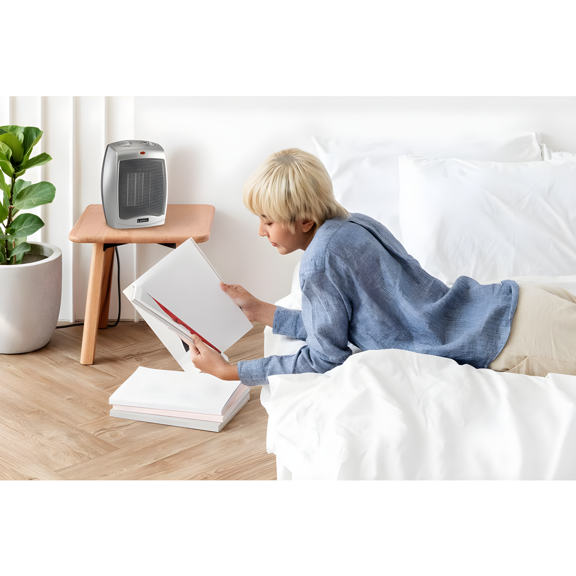 Lasko Ceramic 1500 Watt 5118 BTU Electric Compact Space Heater with Adjustable Thermostat