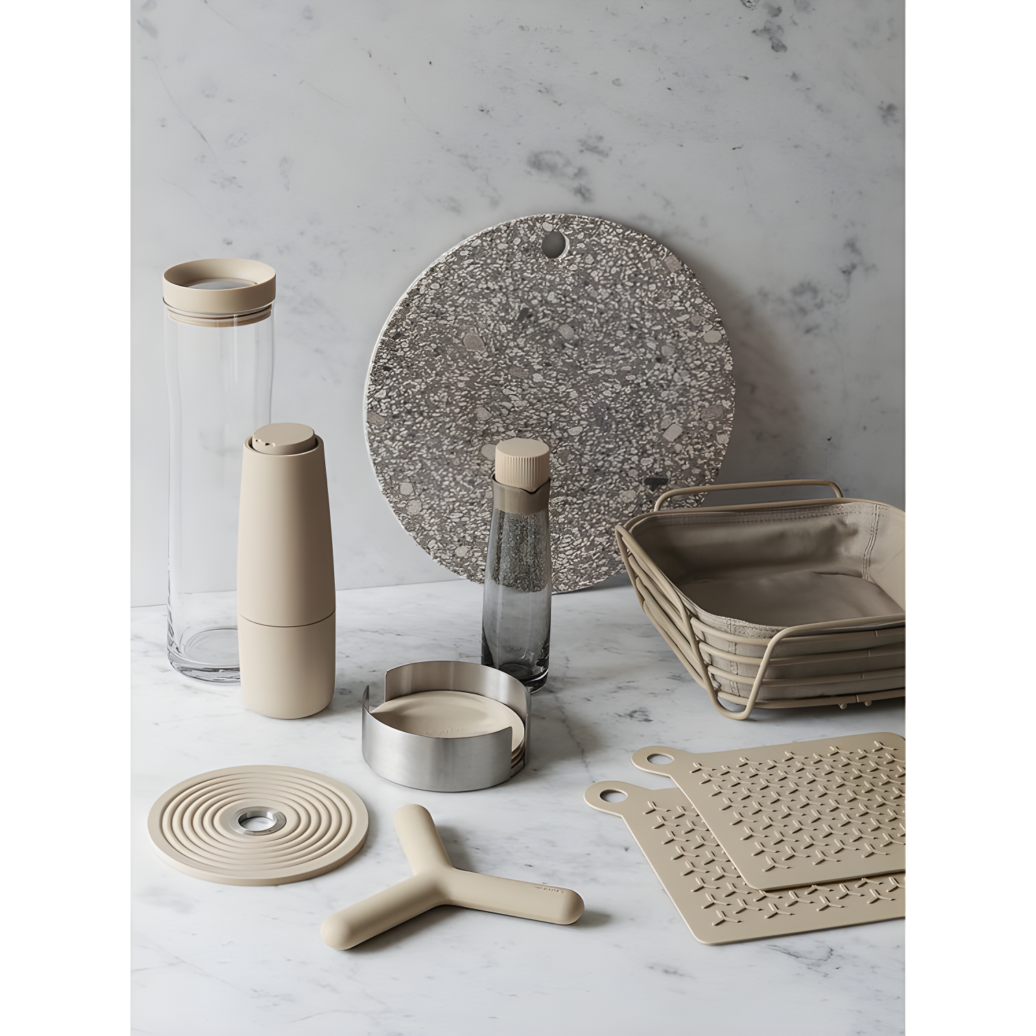 LARETO 7 Piece Coaster Set with Holder