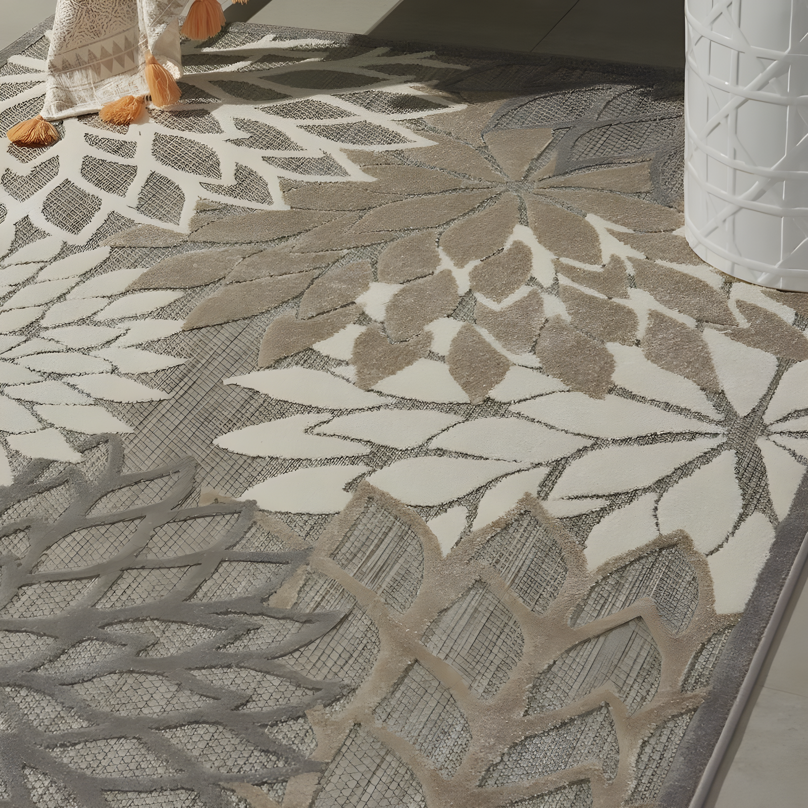 Nourison Aloha Floral Bloom Flatweave High-Low Indoor Outdoor Area Rug Natural 3'6" x 5'6"