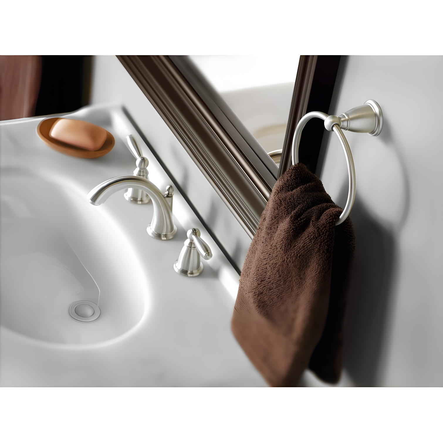 Brantford Wall Mounted Towel Ring
