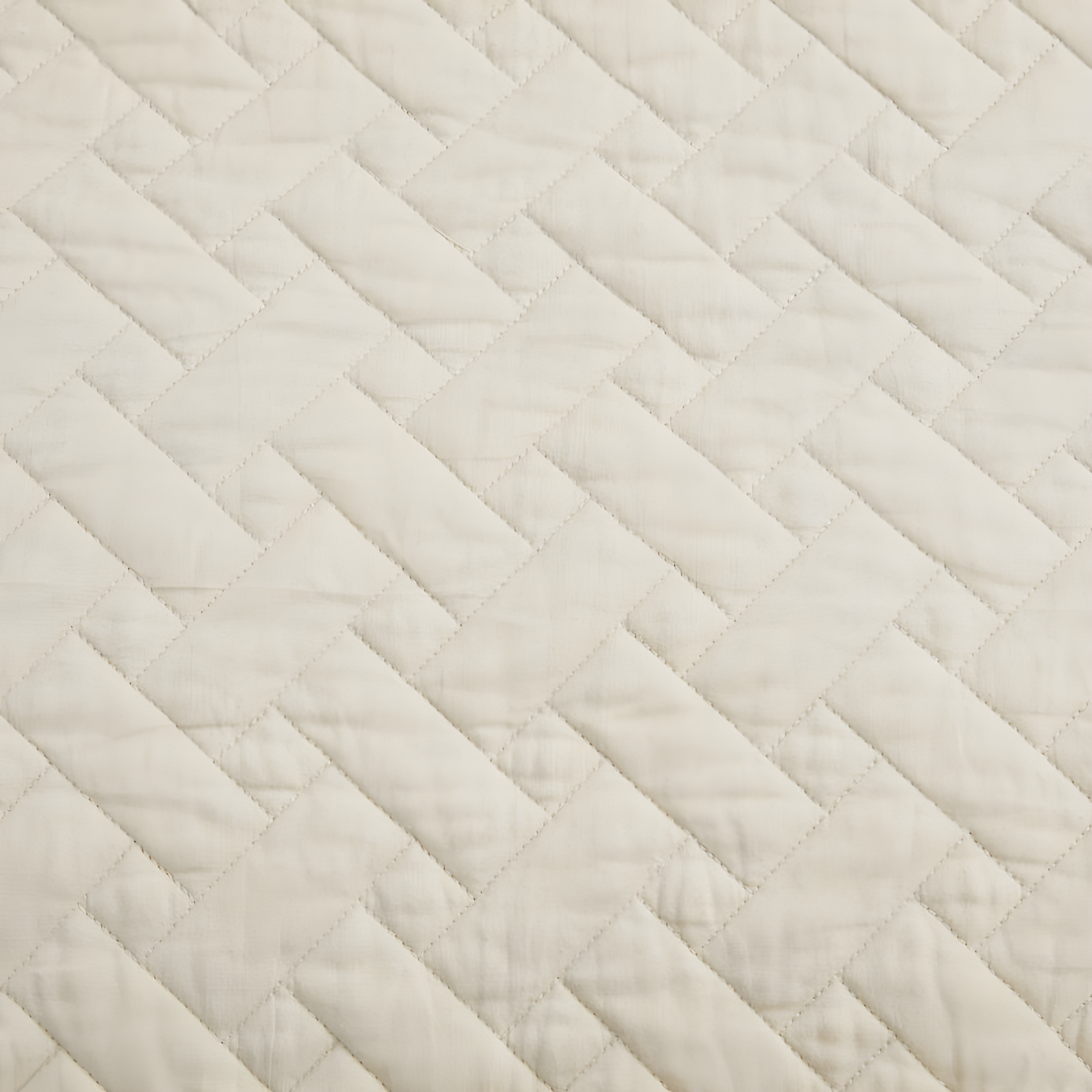 Tommy Bahama Raffia Solid Cotton Reversible Quilt Set