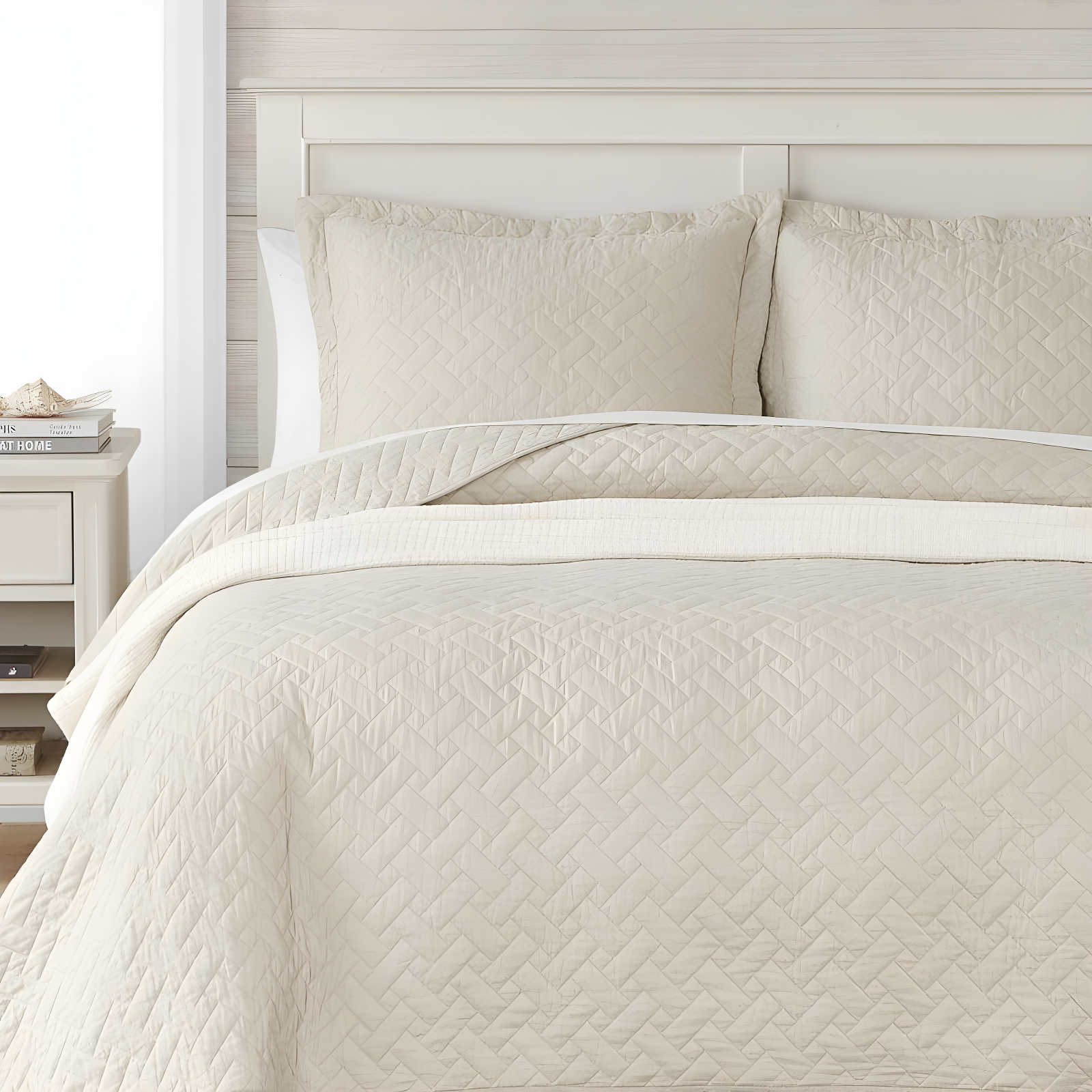 Tommy Bahama Raffia Solid Cotton Reversible Quilt Set