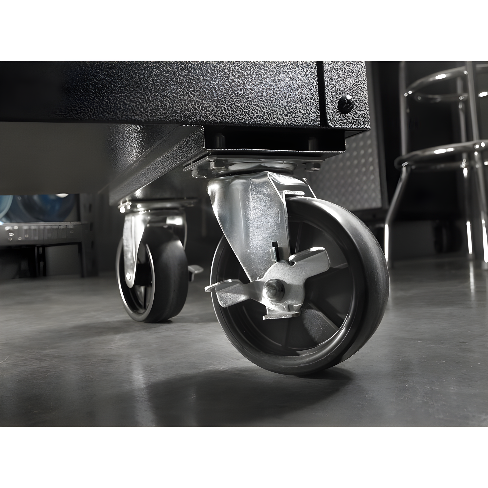 Gladiator® 2-Drawer Utility Cart