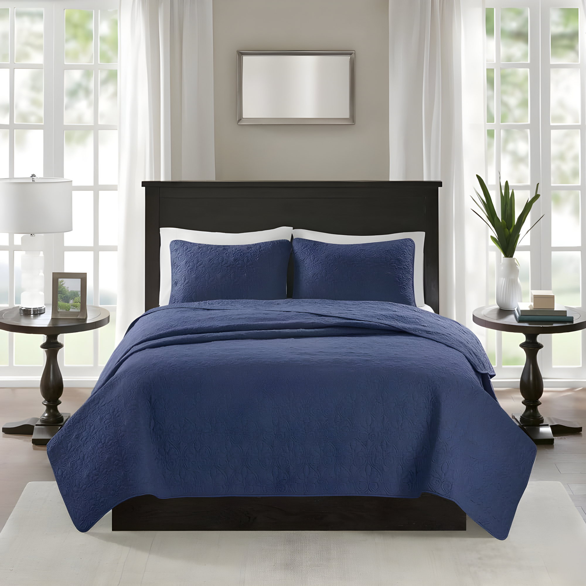Quebec Reversible Quilt Set