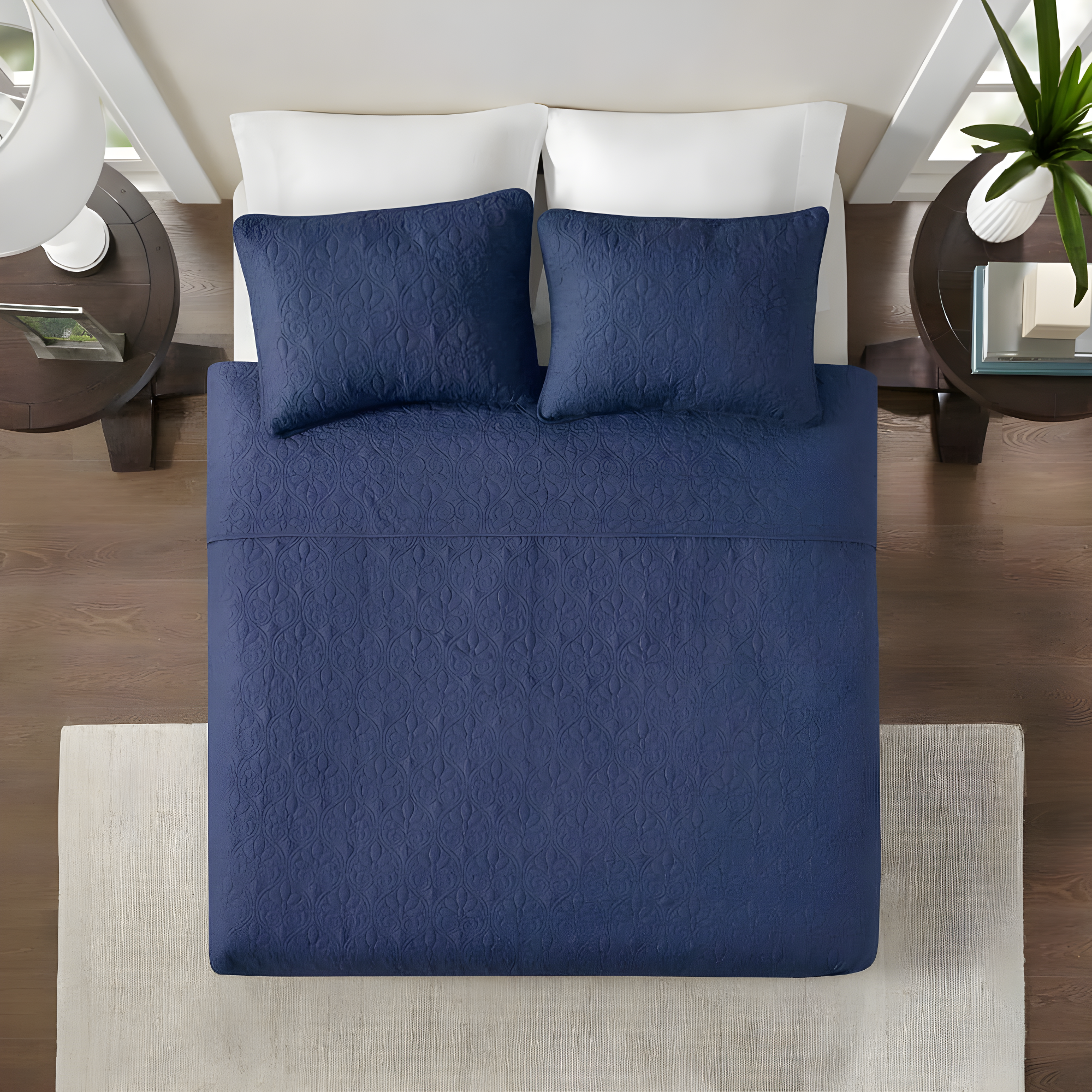 Quebec Reversible Quilt Set