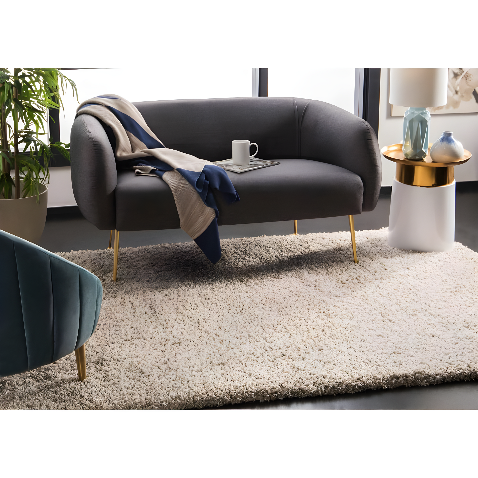 Shag SG151 Power Loomed Indoor Area Rug - Beige - 5'3"x7'6" - Safavieh.