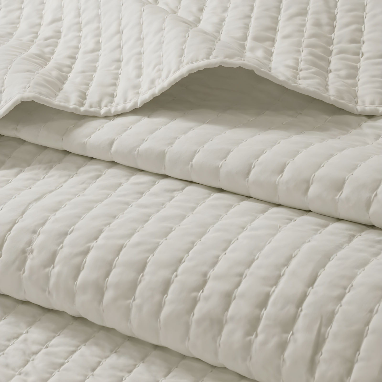 Madison Park Barwick Reversible Solid 3 Piece Quilt Set