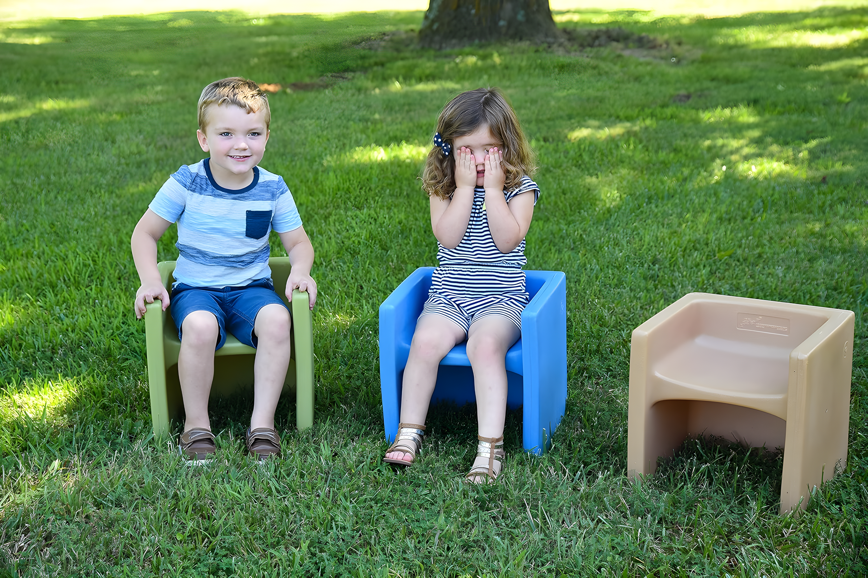 Cube Chair 3-in-1 Kids Desk/Activity
