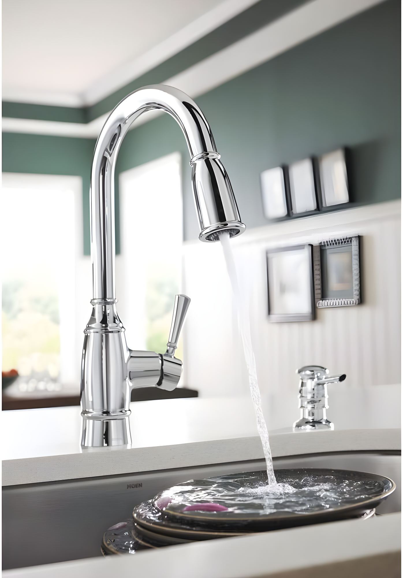 MOEN Noell Single-Handle Pull-Down Sprayer Kitchen Faucet with Reflex and Soap Dispenser in Chrome