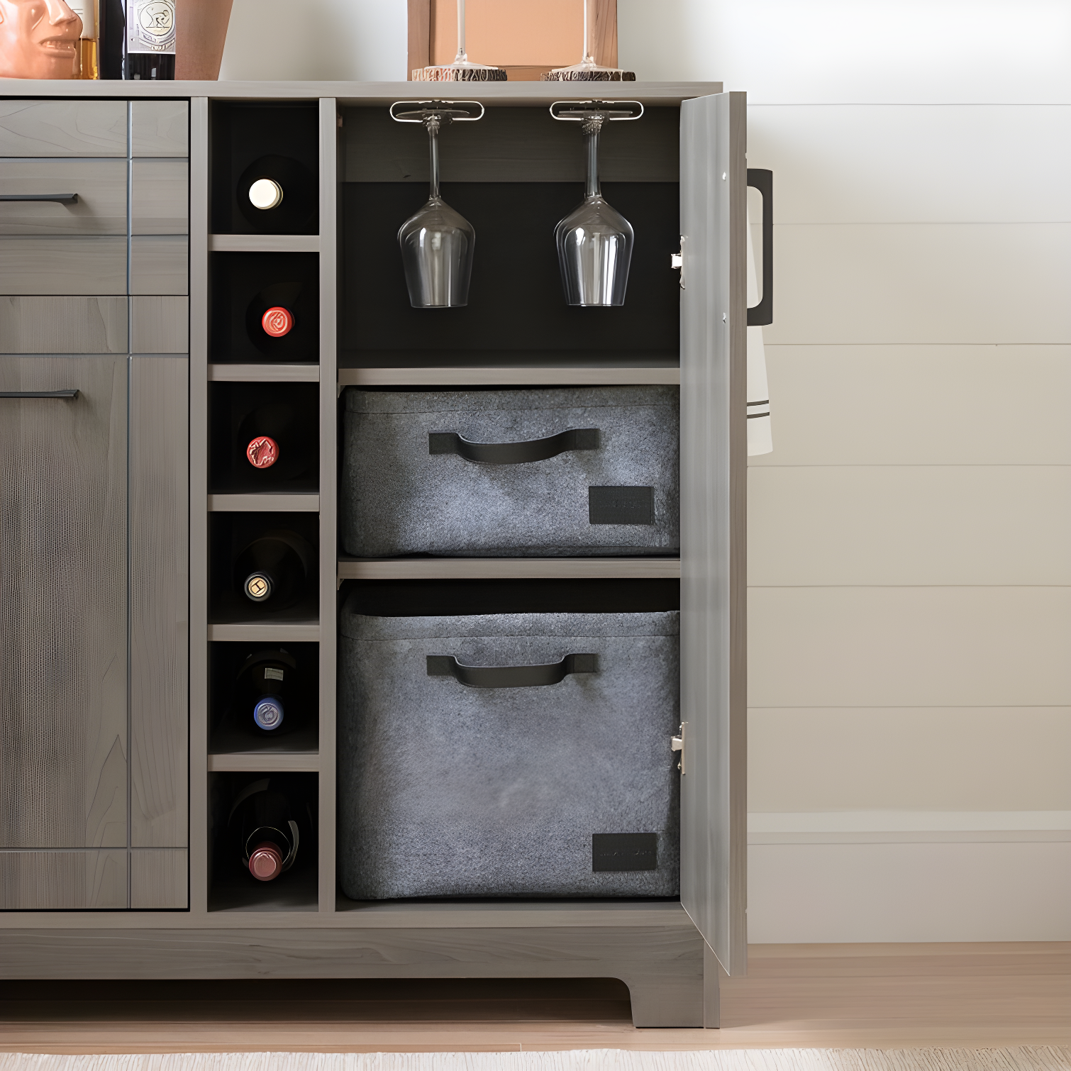 Vietti 35.63'' Bar Cabinet