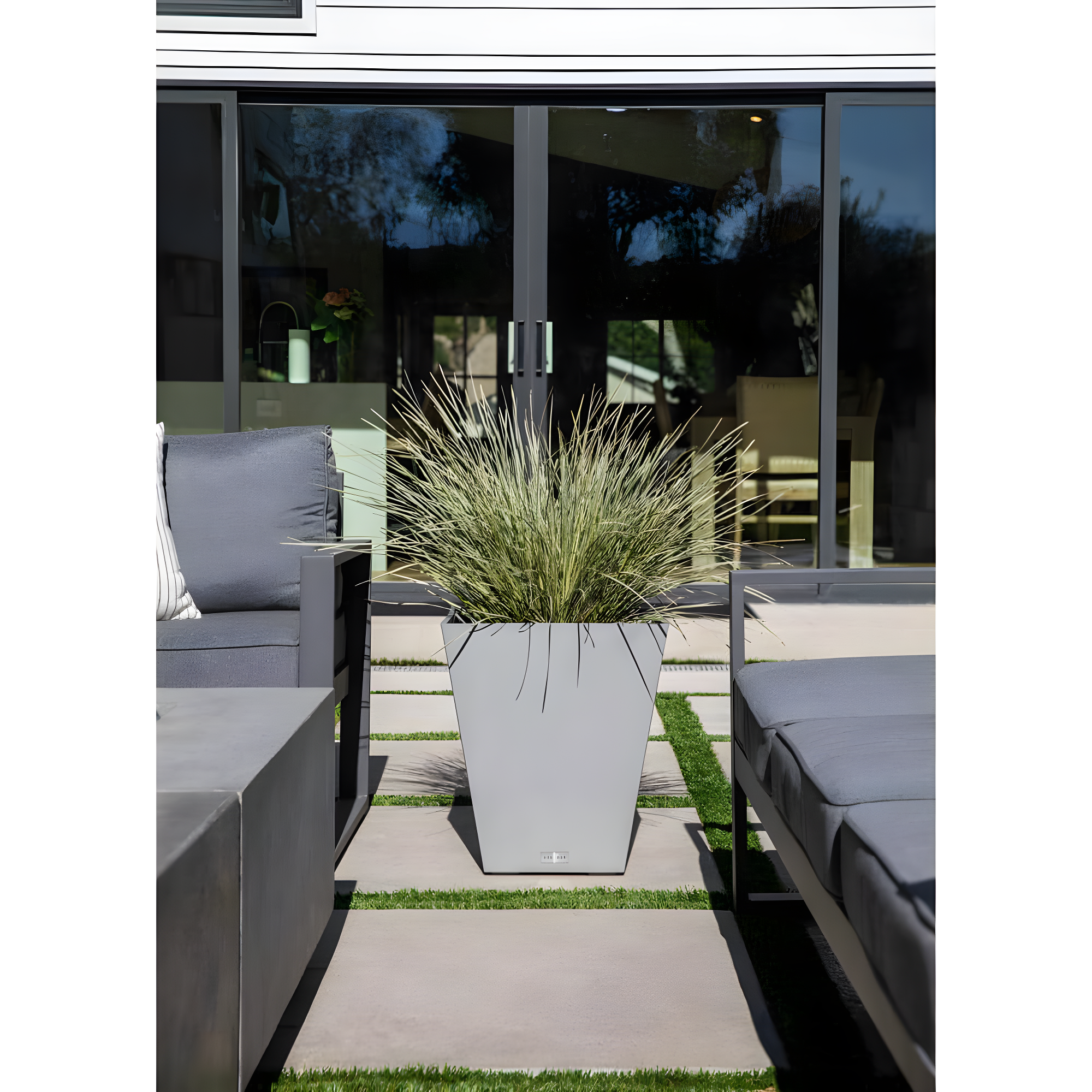 Pure Series Nobleton Planter