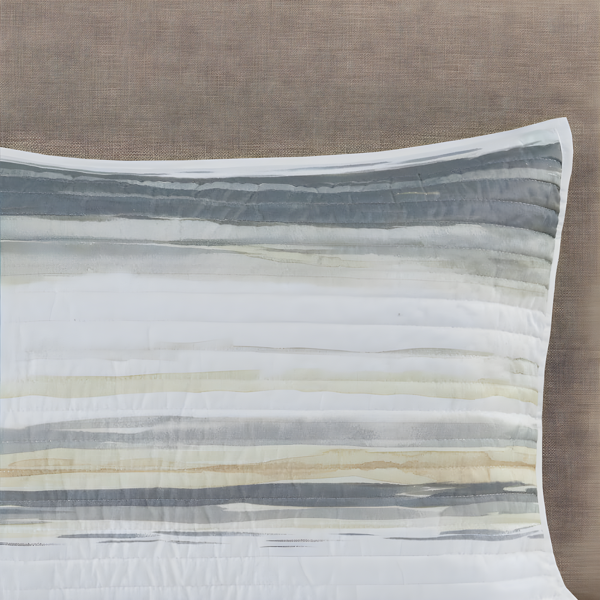 Marina 6 Piece Printed Quilt Set with Throw Pillows
