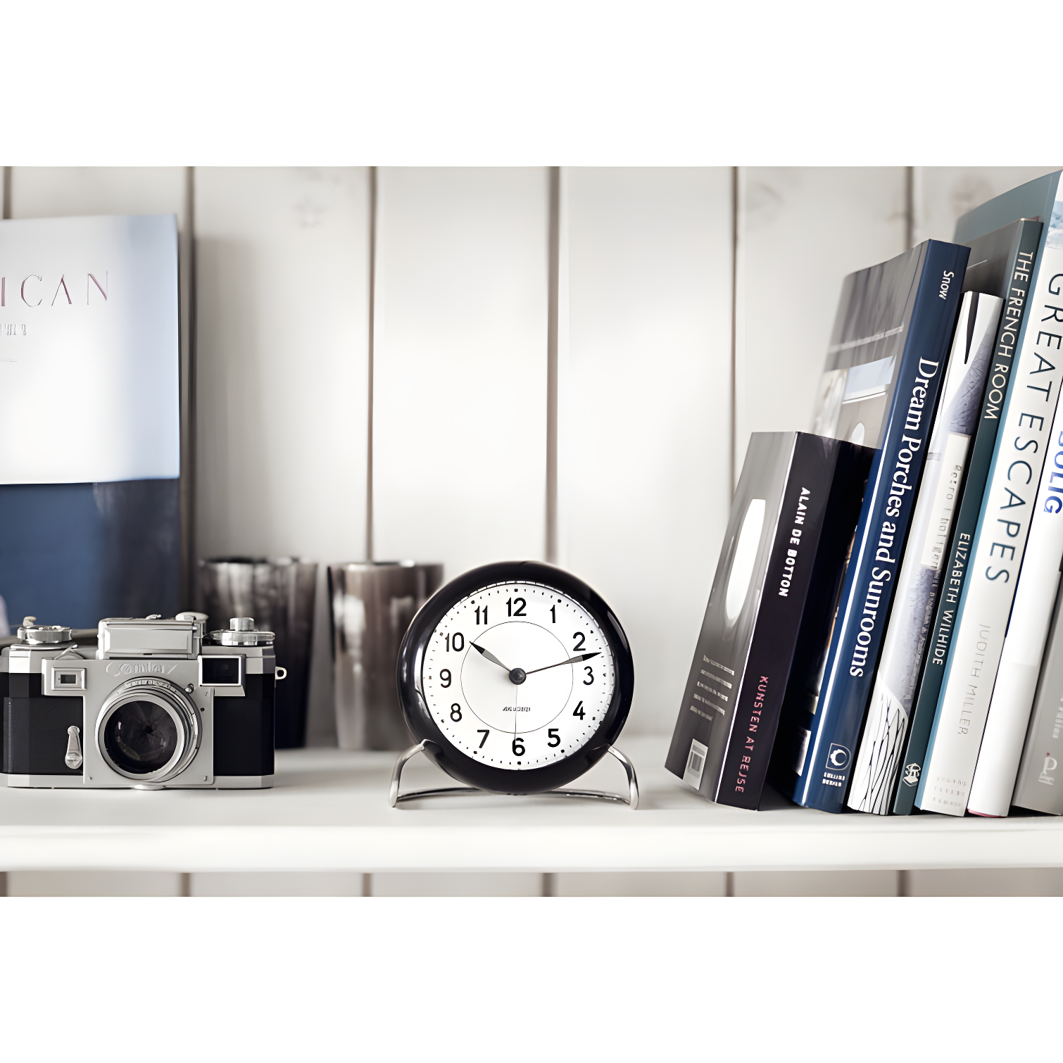 Black and White Analog Electric Alarm Tabletop Clock