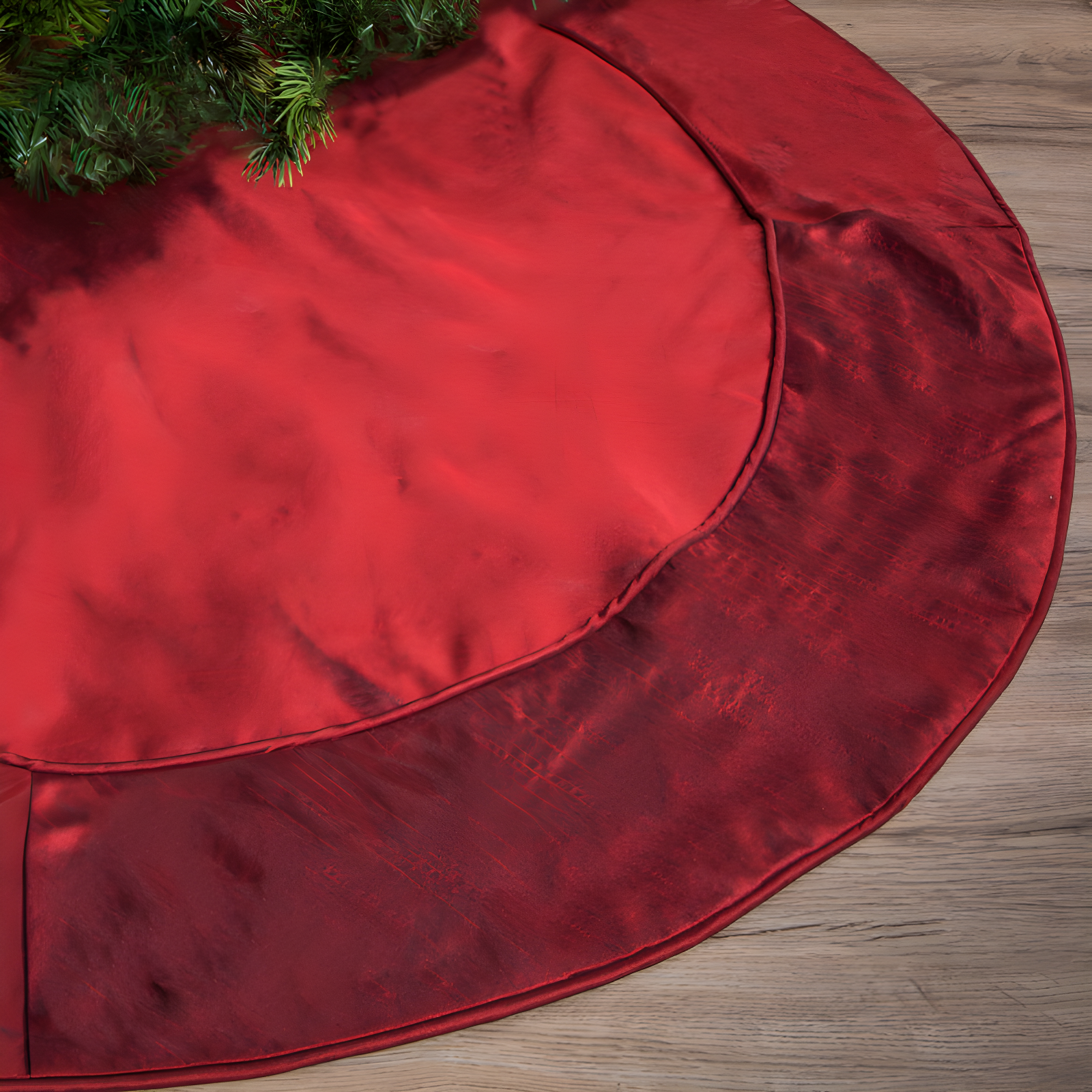 The Holiday Aisle® Sariyah 54" Colorway Tree skirt