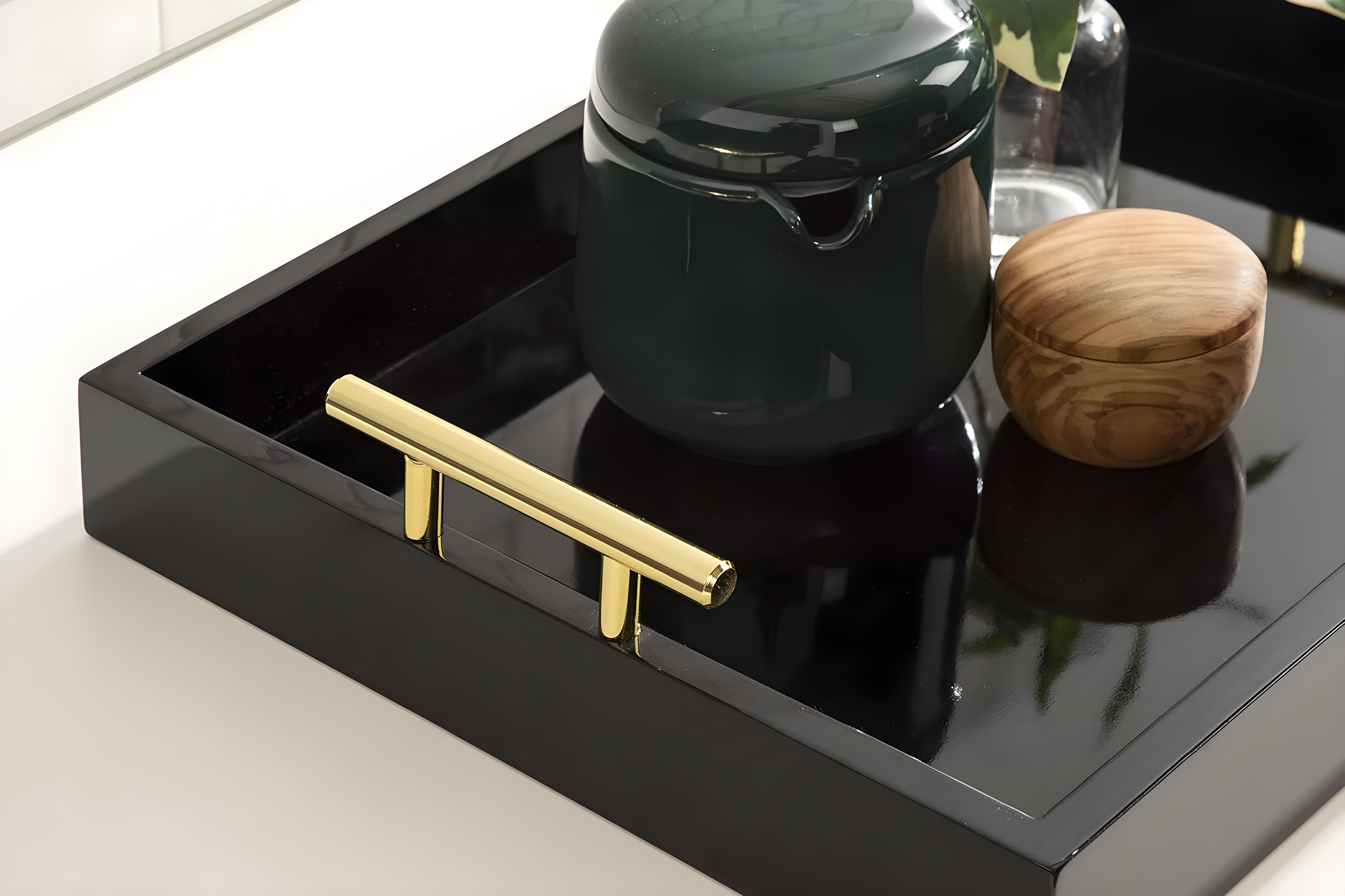 Kate and Laurel Lipton Tray, 16.5x12.25, Black and Gold