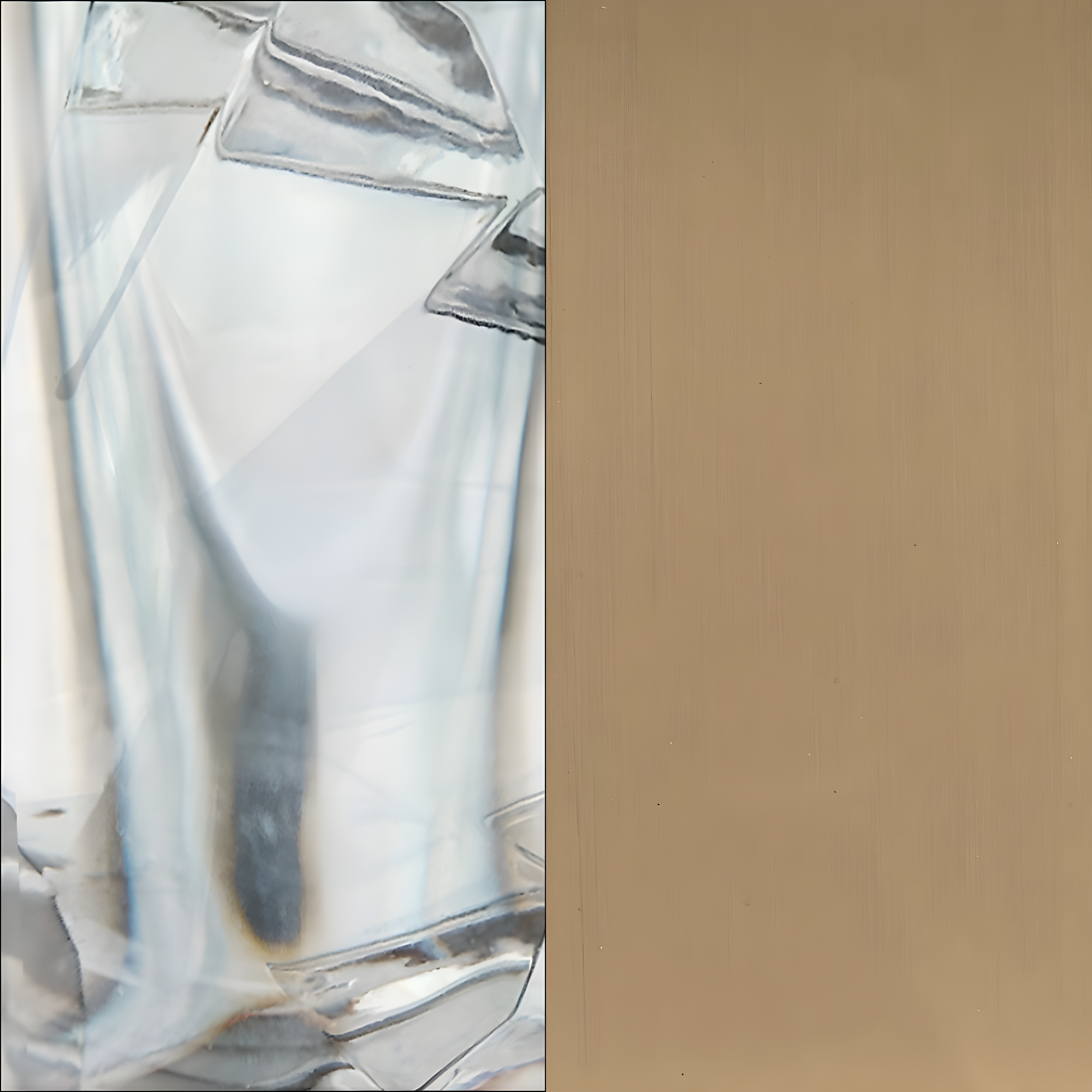 Glacio 1 3/8" Length Square Knob