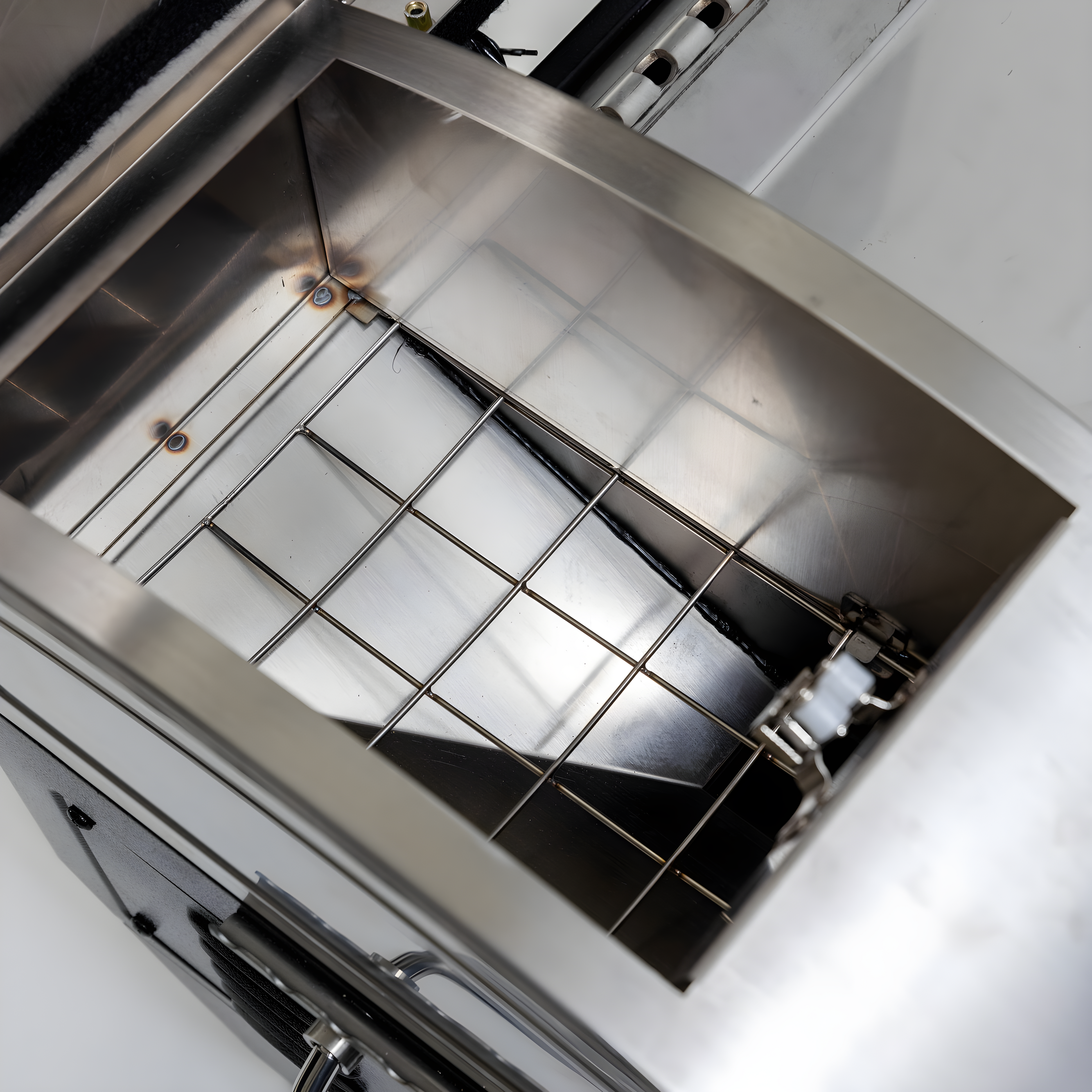 USSCGrills 24.7'' W Wood Pellet Grill