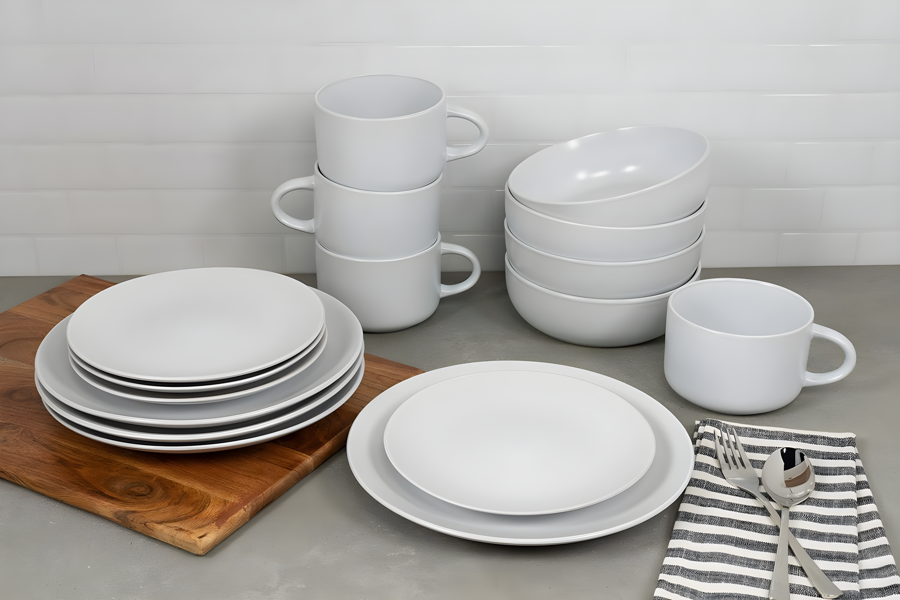 Wazee Matte 16 Piece Dinnerware Set, Service for 4