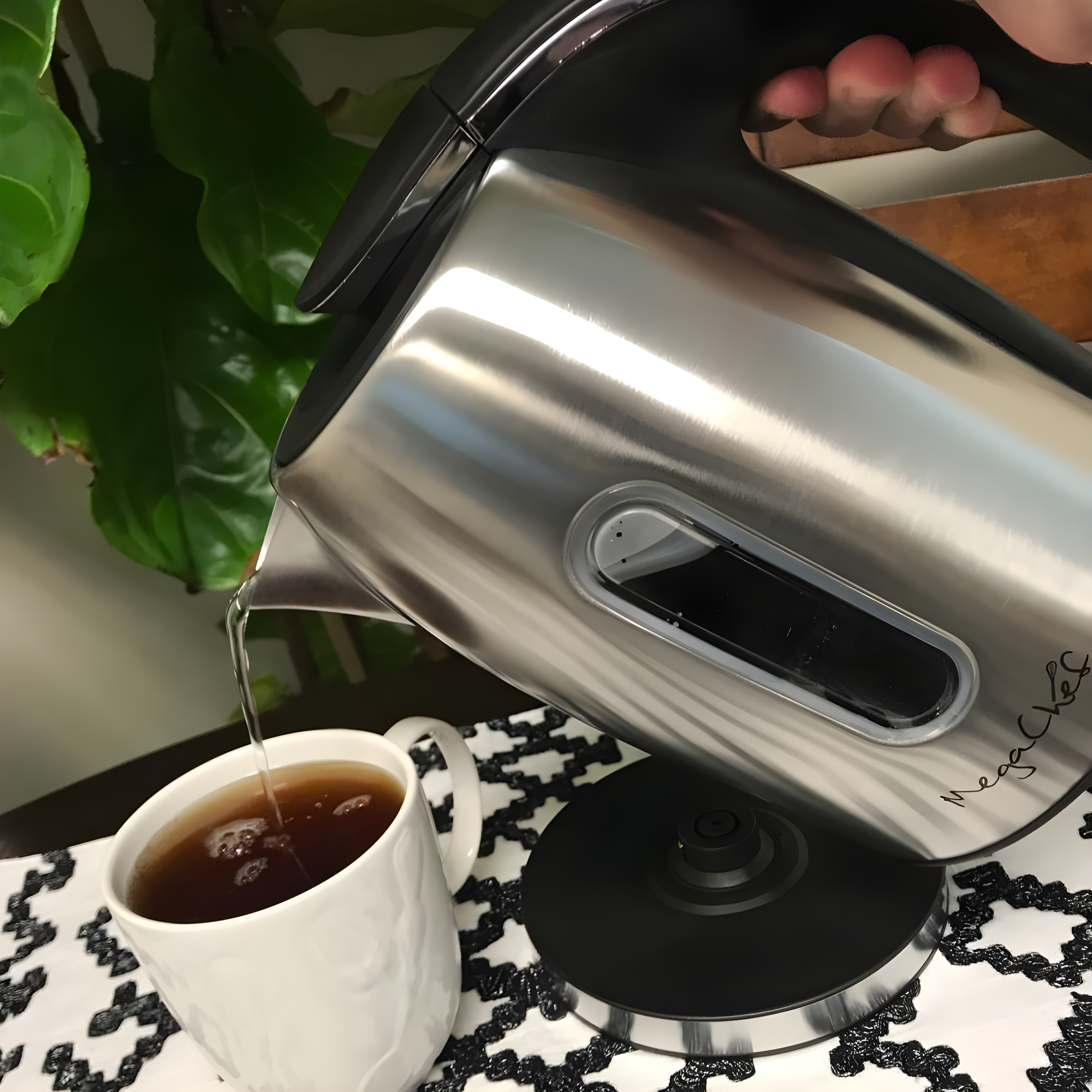 Mega Chef 1.27 Quarts Stainless Steel Electric Tea Kettle