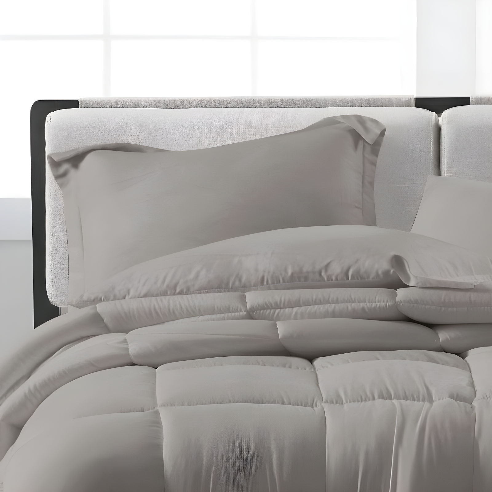 Ring Stitch Comforter Set