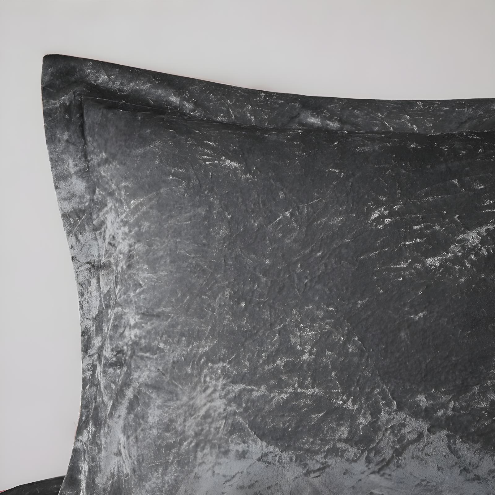 Felicia Crushed Velvet Comforter Set with Throw Pillow