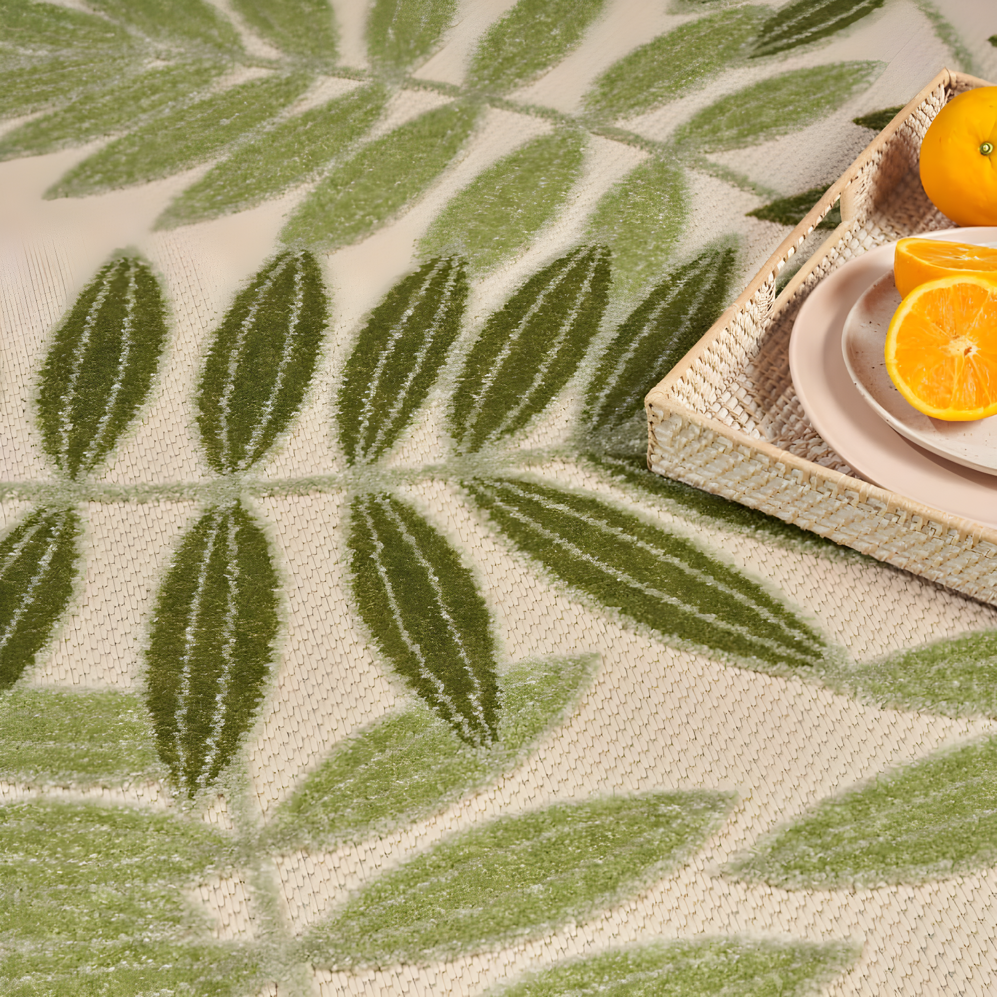 Nourison Aloha Floral Leaf Flatweave High-Low Indoor Outdoor Round Rug Ivory Green 5'3" x 5'3"