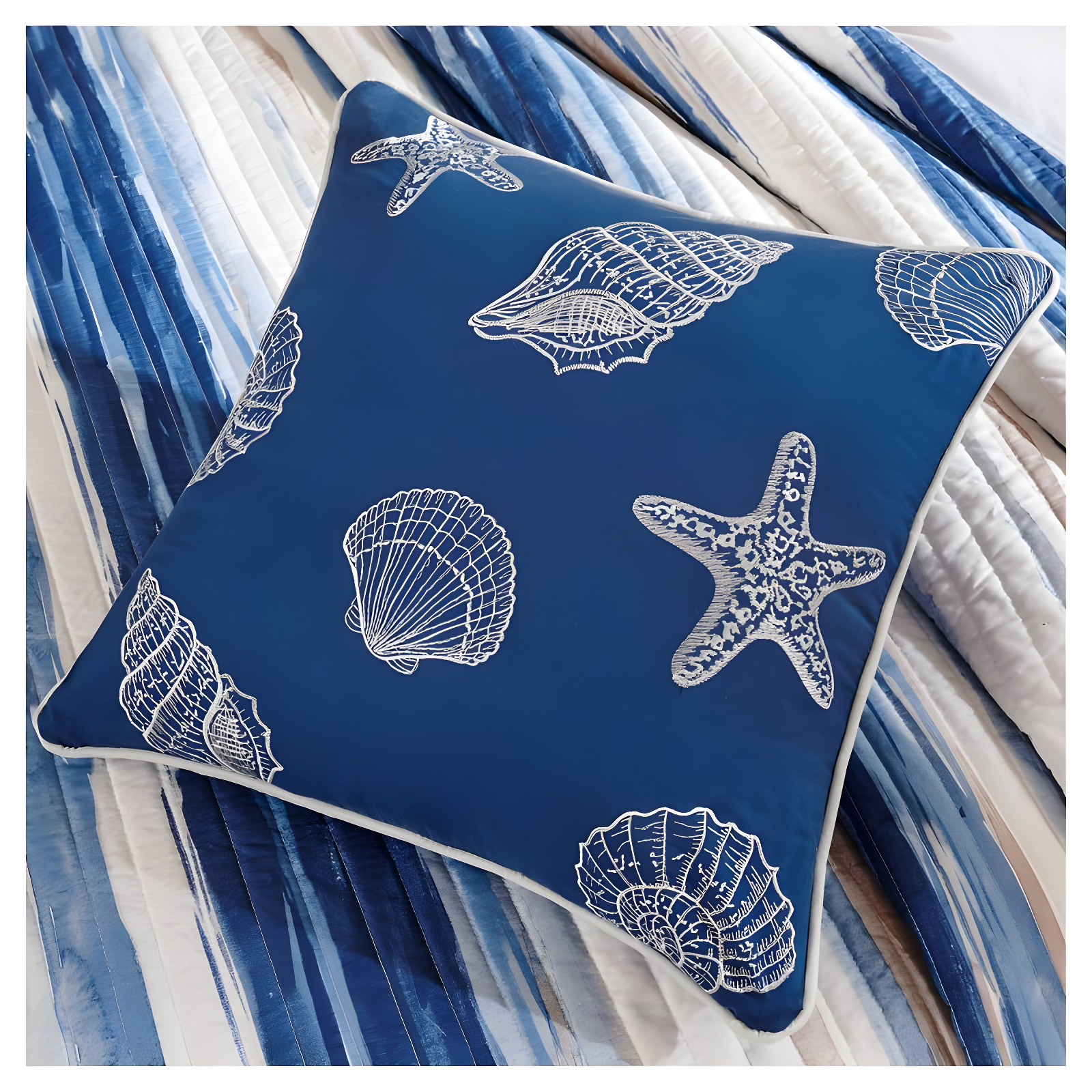 Madison Park Marina 6 Piece Printed Quilt Set with Throw Pillows