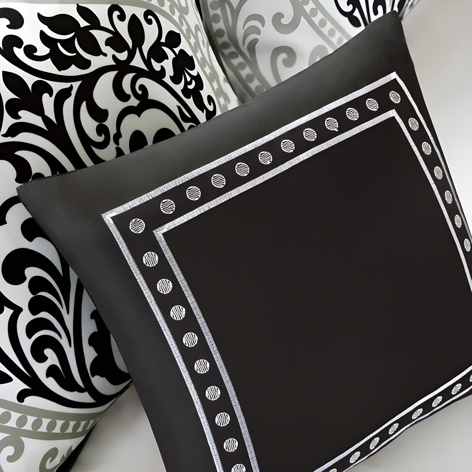 510 Design Senna Damask Comforter Set