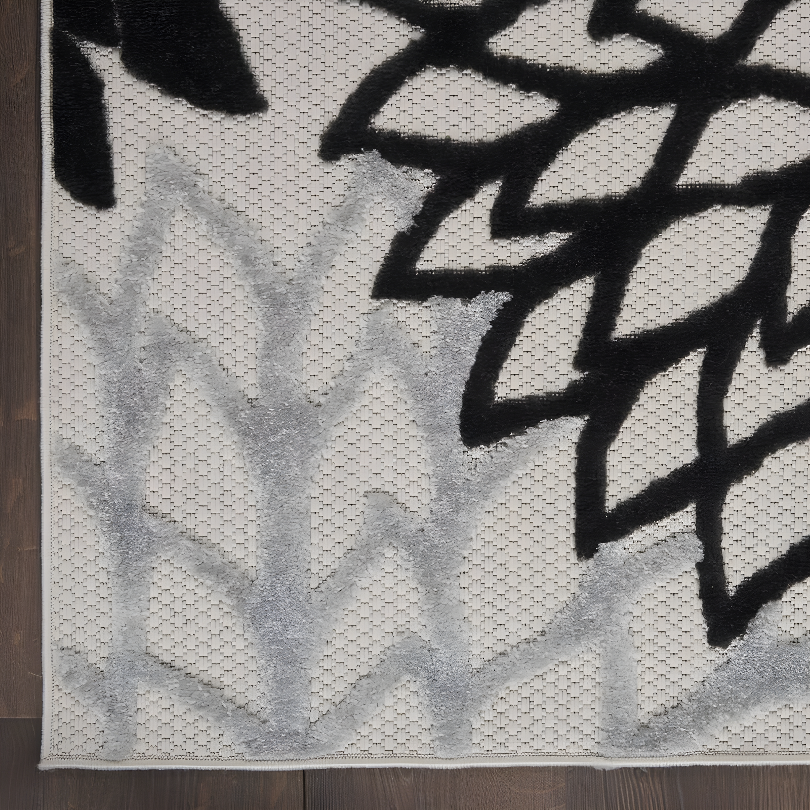 Nourison Aloha Floral Bloom Flatweave High-Low Indoor Outdoor Area Rug Black White 6' x 9'