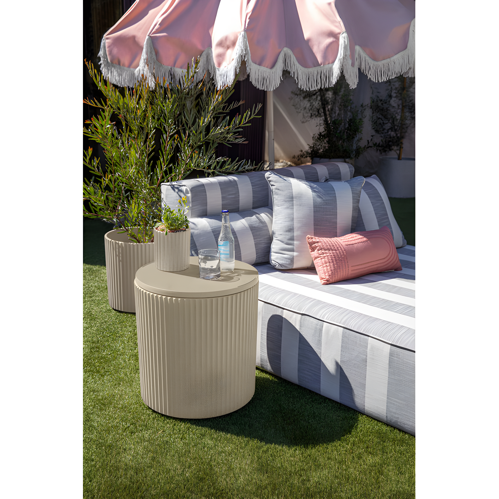 Veradek Chill Side Table