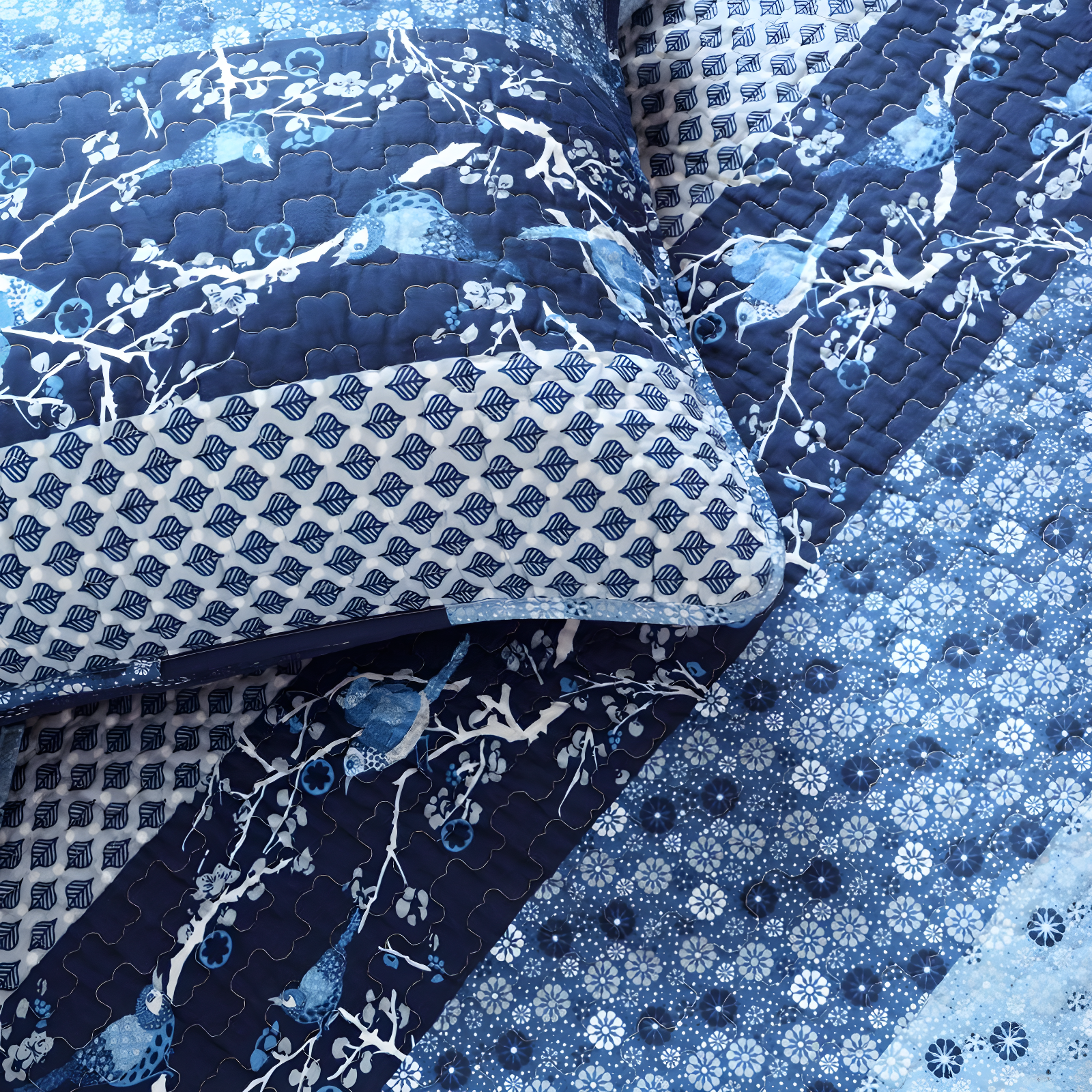 Lush Decor Royal Empire Cotton Reversible 3 Piece Quilt Set
