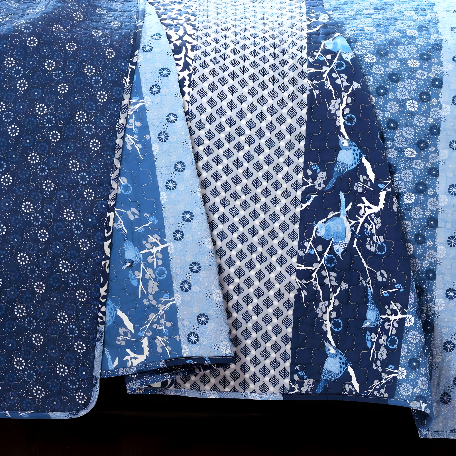 Lush Decor Royal Empire Cotton Reversible 3 Piece Quilt Set