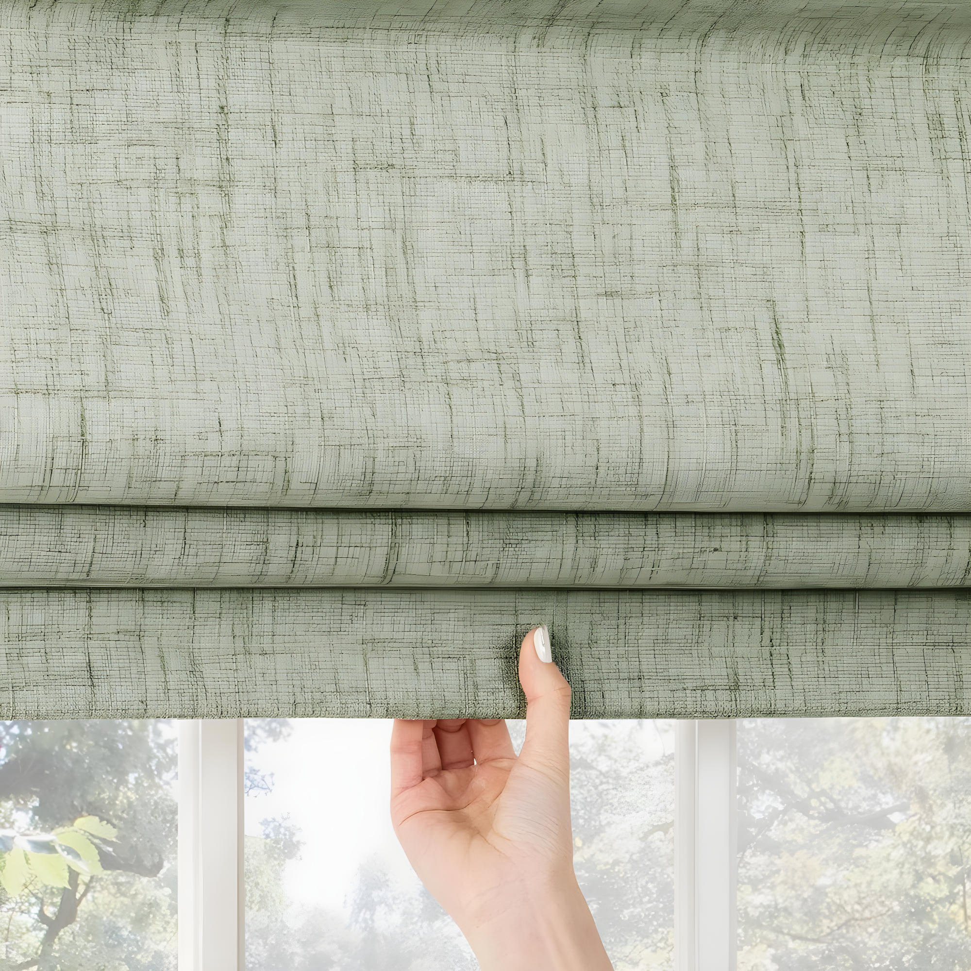 Sun Zero Sun Zero Somerton Thermal 100% Blackout Cordless Roman Shade