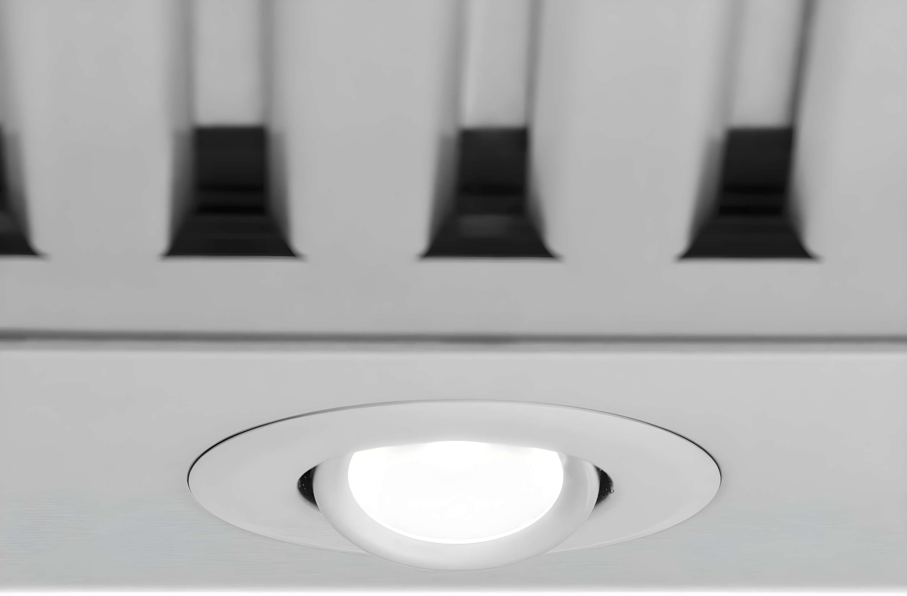 ZLINE 24 in. Convertible Vent Wall Mount Range Hood in Stainless Steel (KB-24)