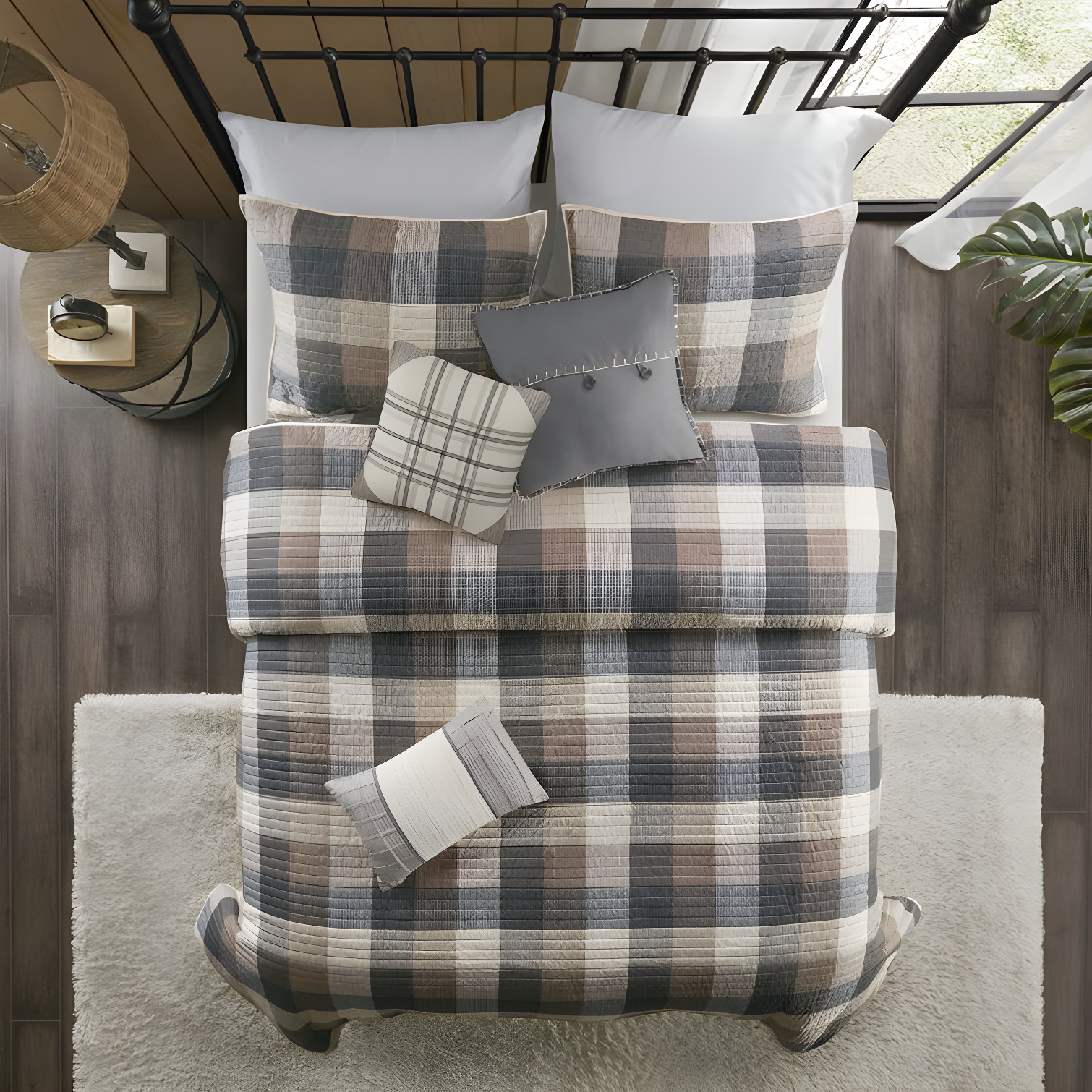 Madison Park Ridge 6 Piece Printed Herringbone Quilt Set with Throw Pillows