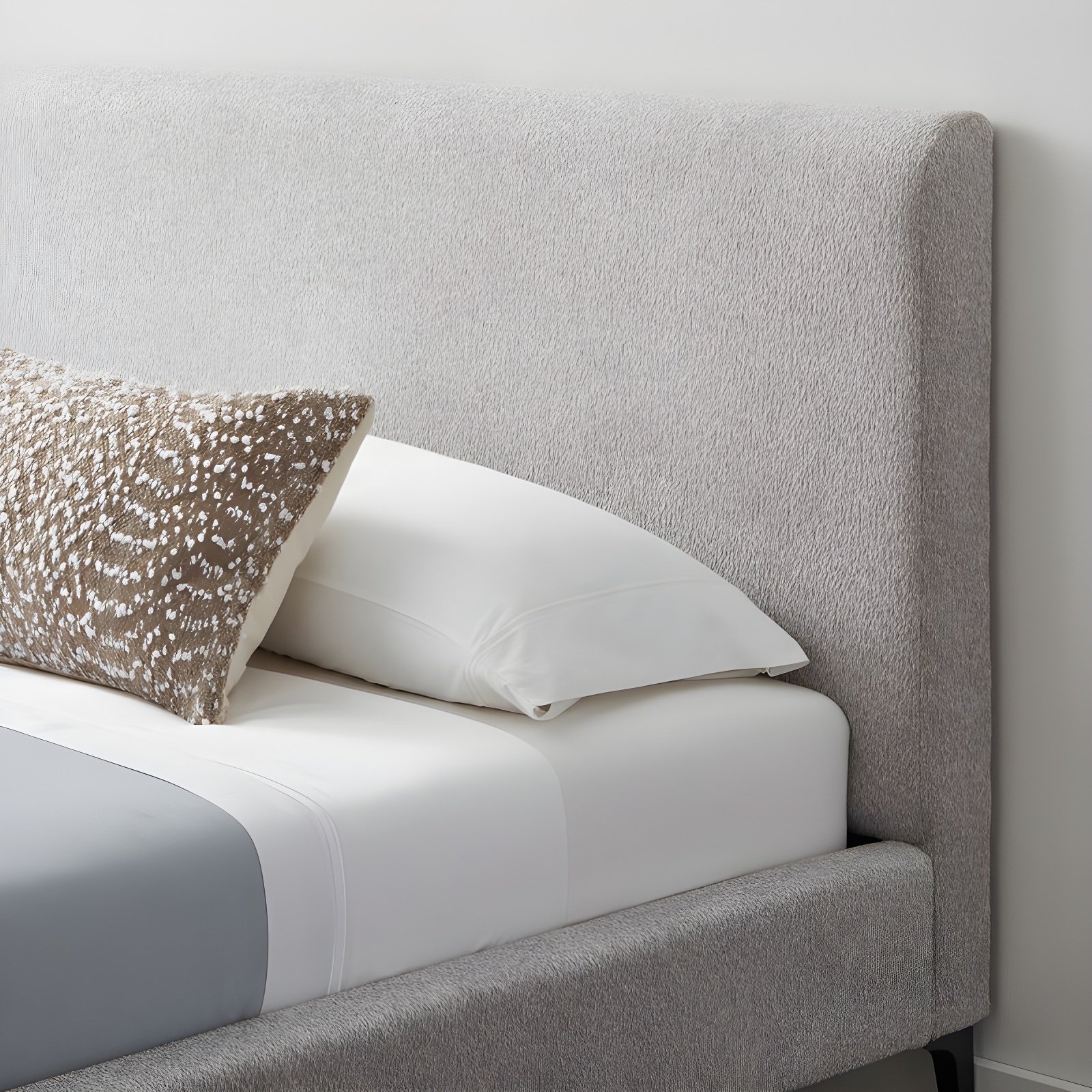 Wade Logan® Garfinkel Upholstered Platform Bed