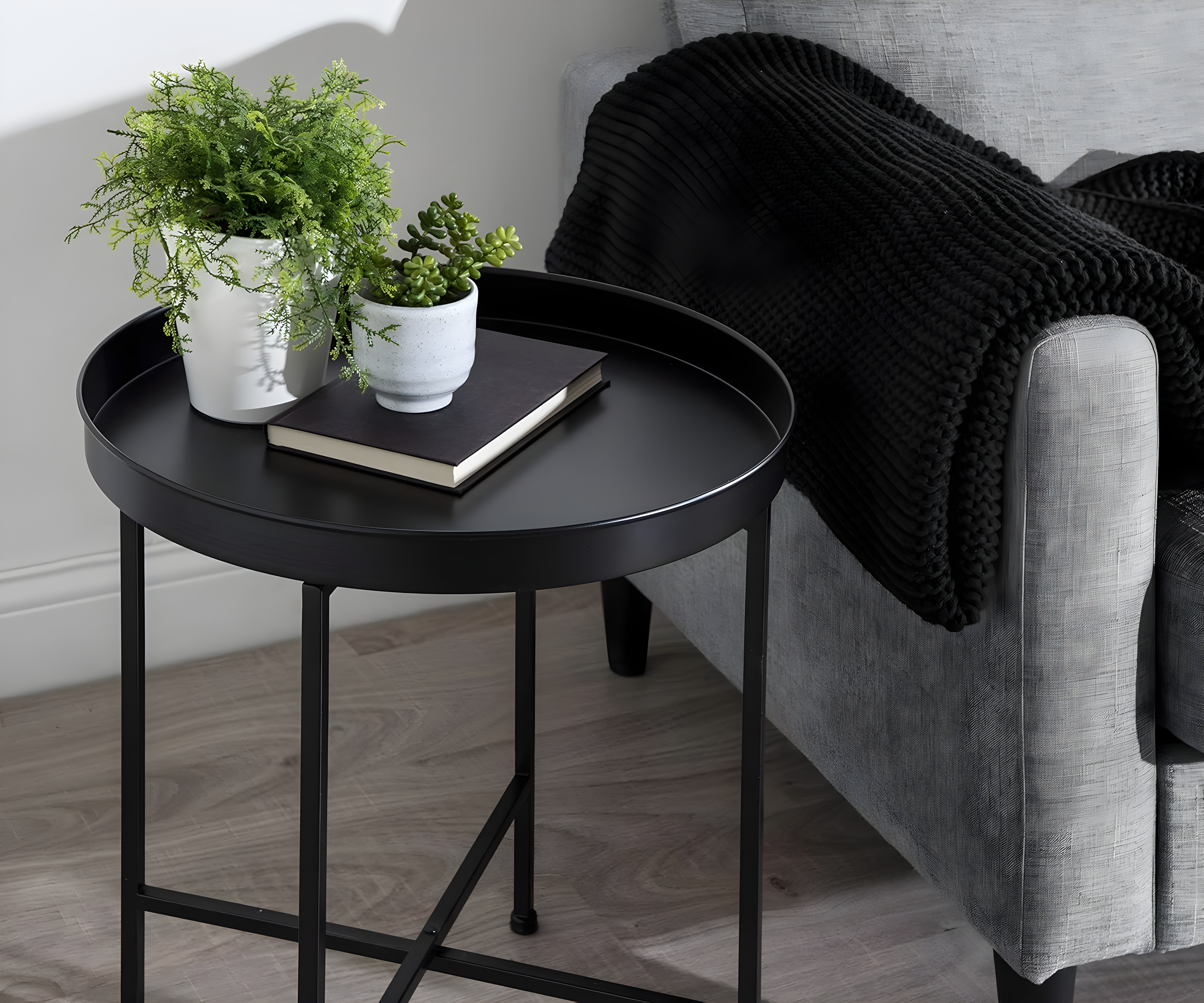 Kate and Laurel Celia Round Metal Side Table, 18.25x18.25x22, Silver