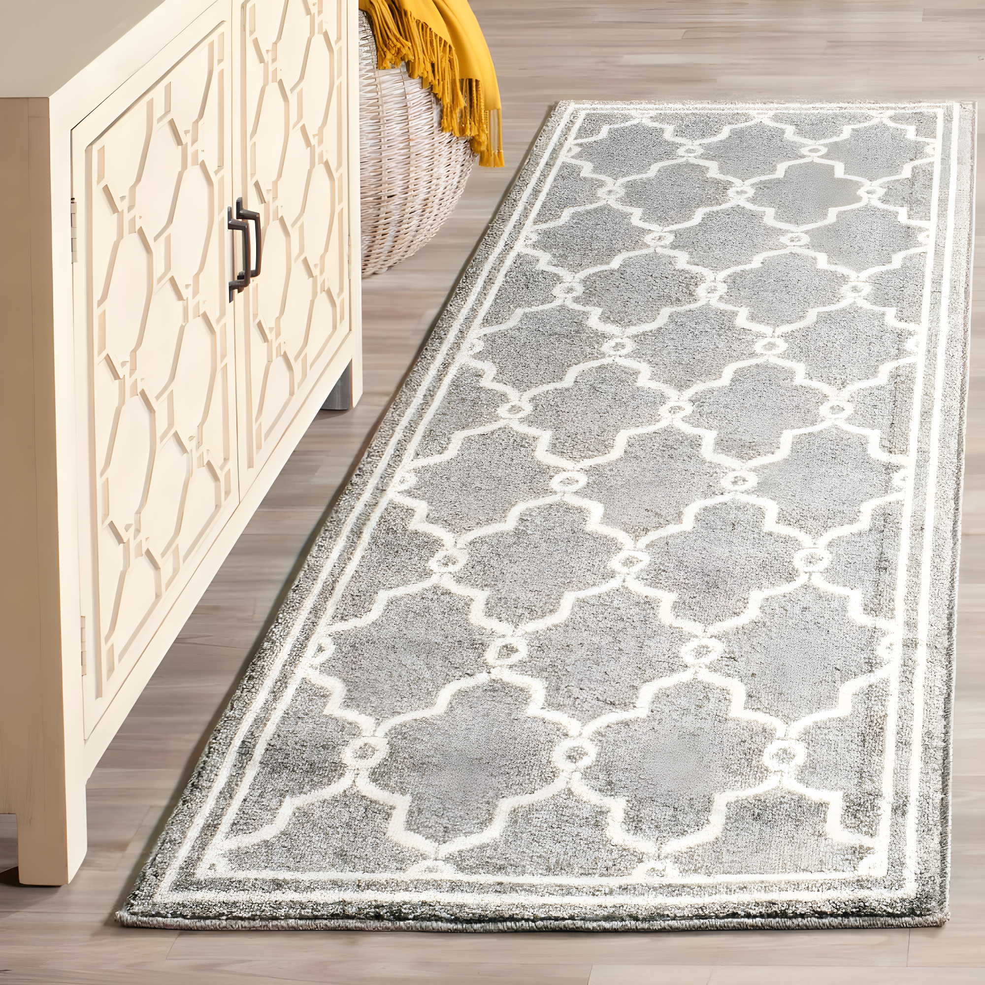 Amherst AMT414 Power Loomed Indoor Runner Rug - Dark Grey/Beige - 2'3"x11' - Safavieh