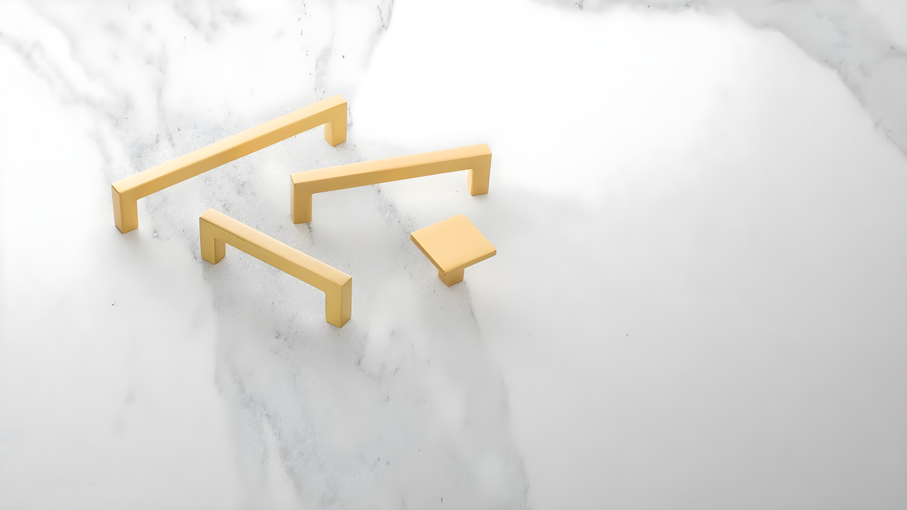 Skylight 1 1/4" Length Square Knob