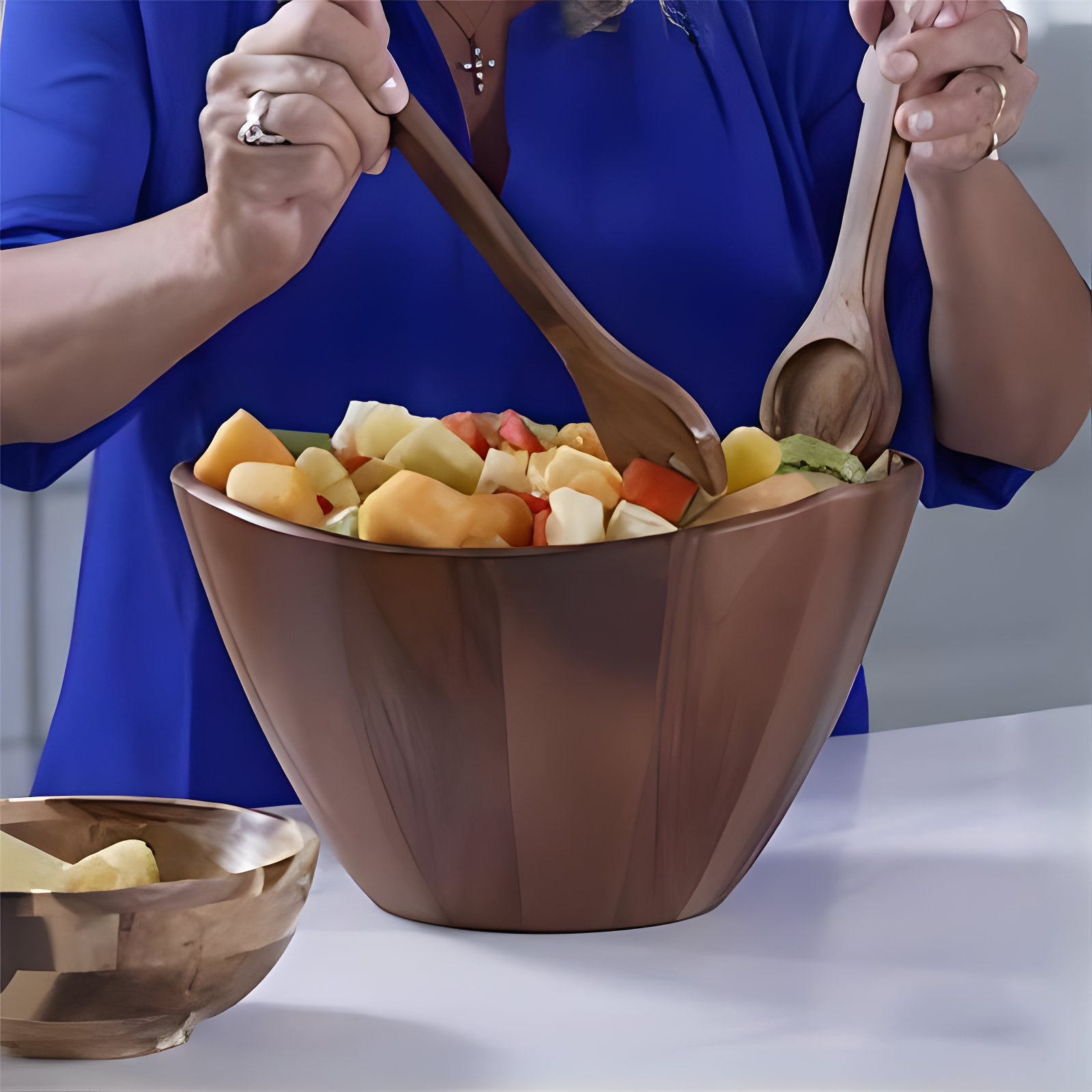 Lipper Acacia Wave Bowl, Large With Servers