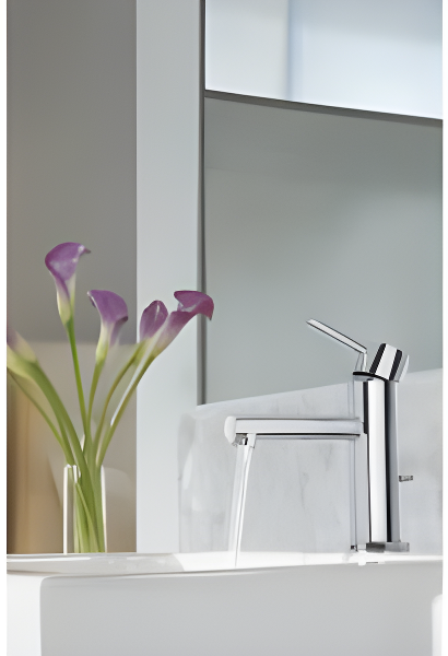 Align Single Hole Bathroom Faucet with Drain Assembly