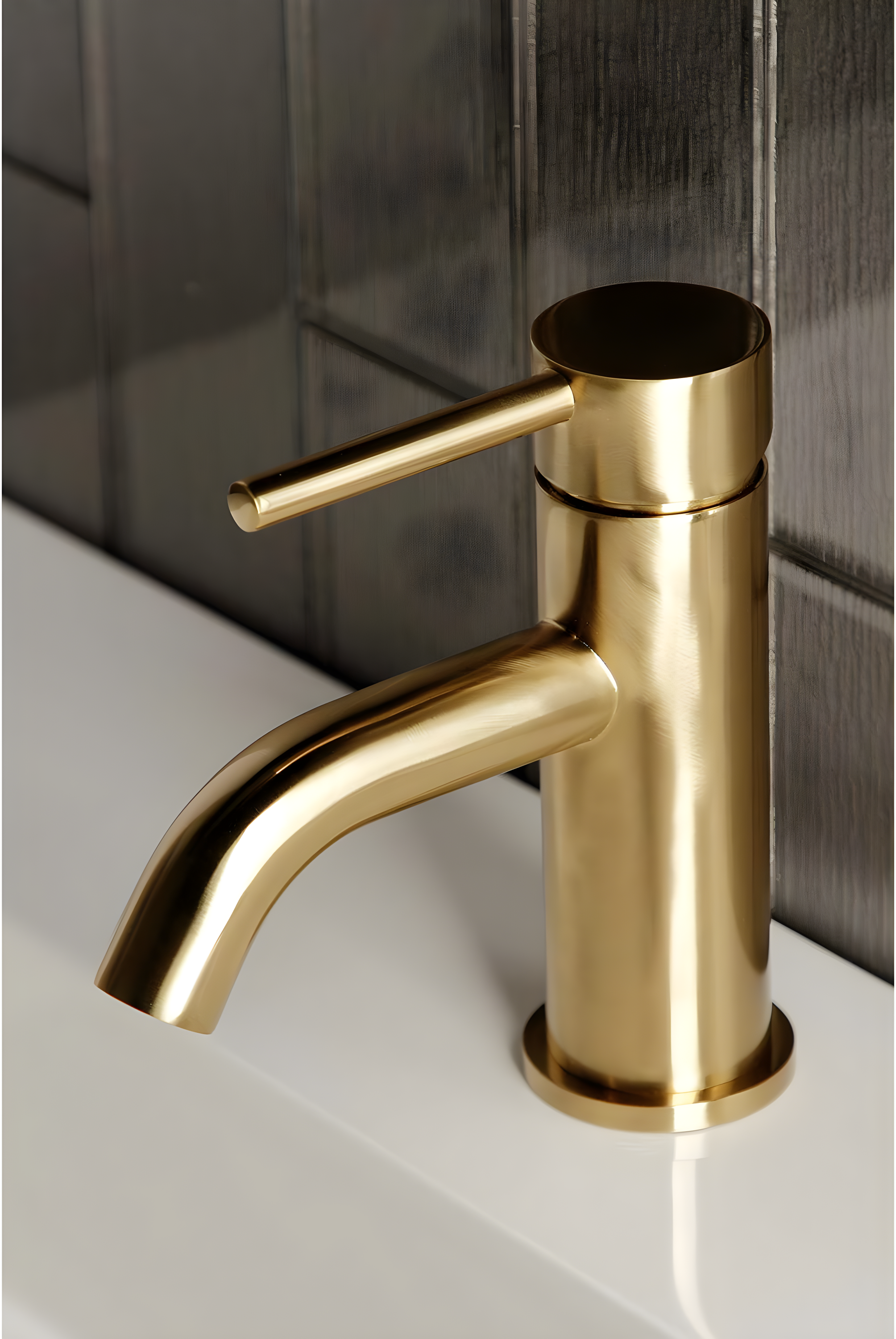Kingston Brass Concord Single-Handle 1-Hole Deck Mount Bathroom Faucet with Push Pop-Up