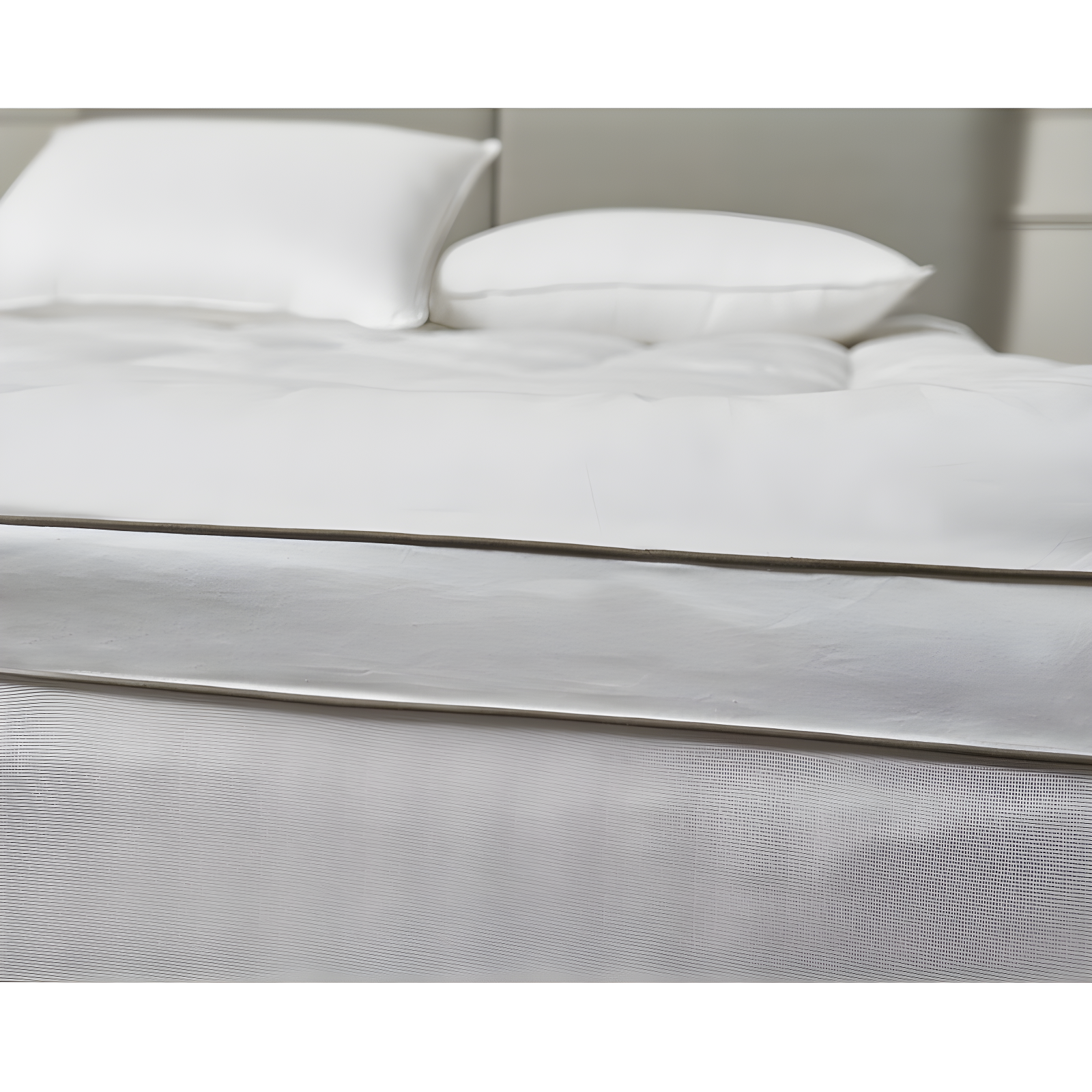 Kathy Ireland Home 1.5'' Mattress Pad