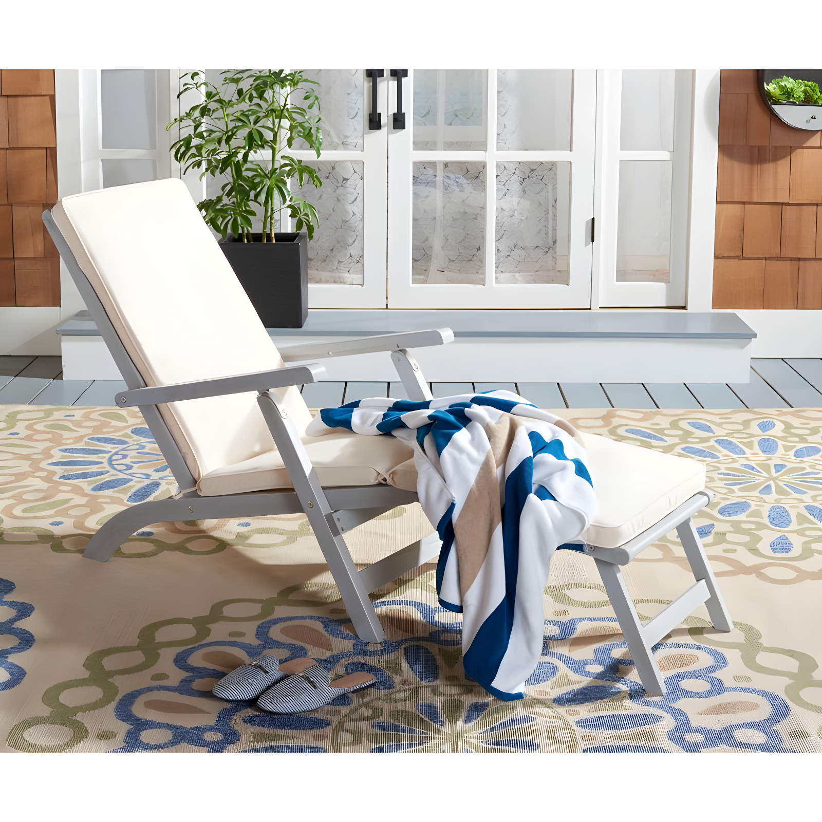 Palmdale Lounge Chair - Outdoor - PAT7015 - Grey/Beige -Safavieh