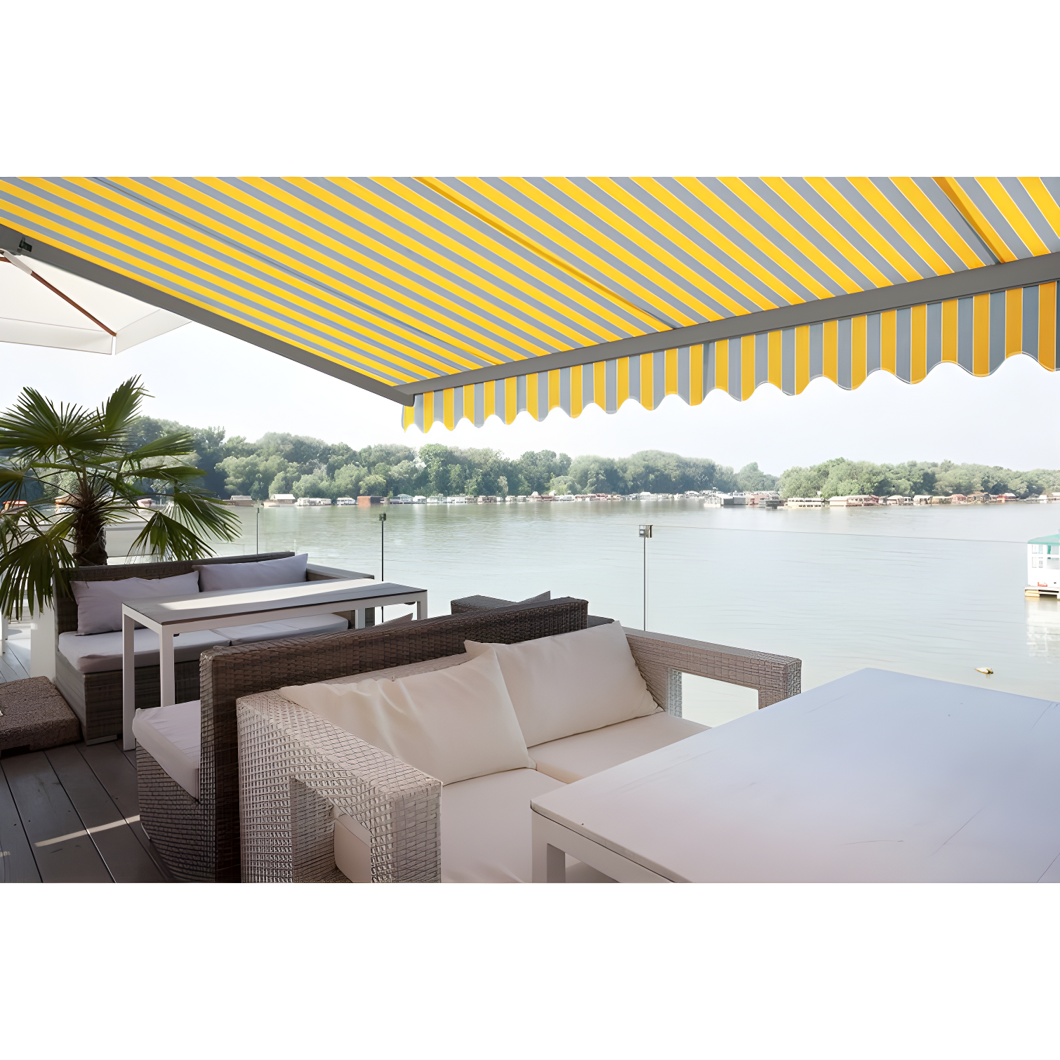 Classic Manual Retractable Patio Awning