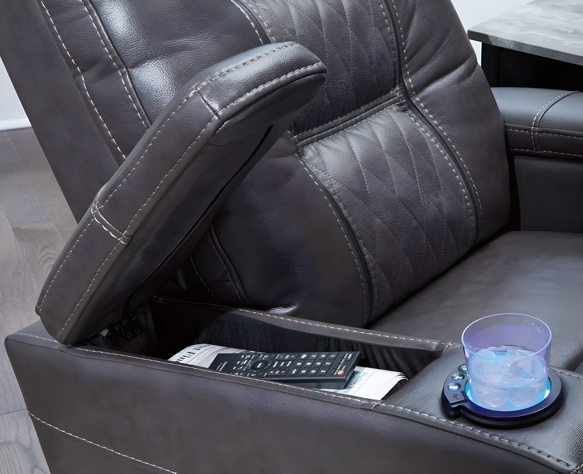 Signature Design by Ashley Composer Power Recliner in Gray