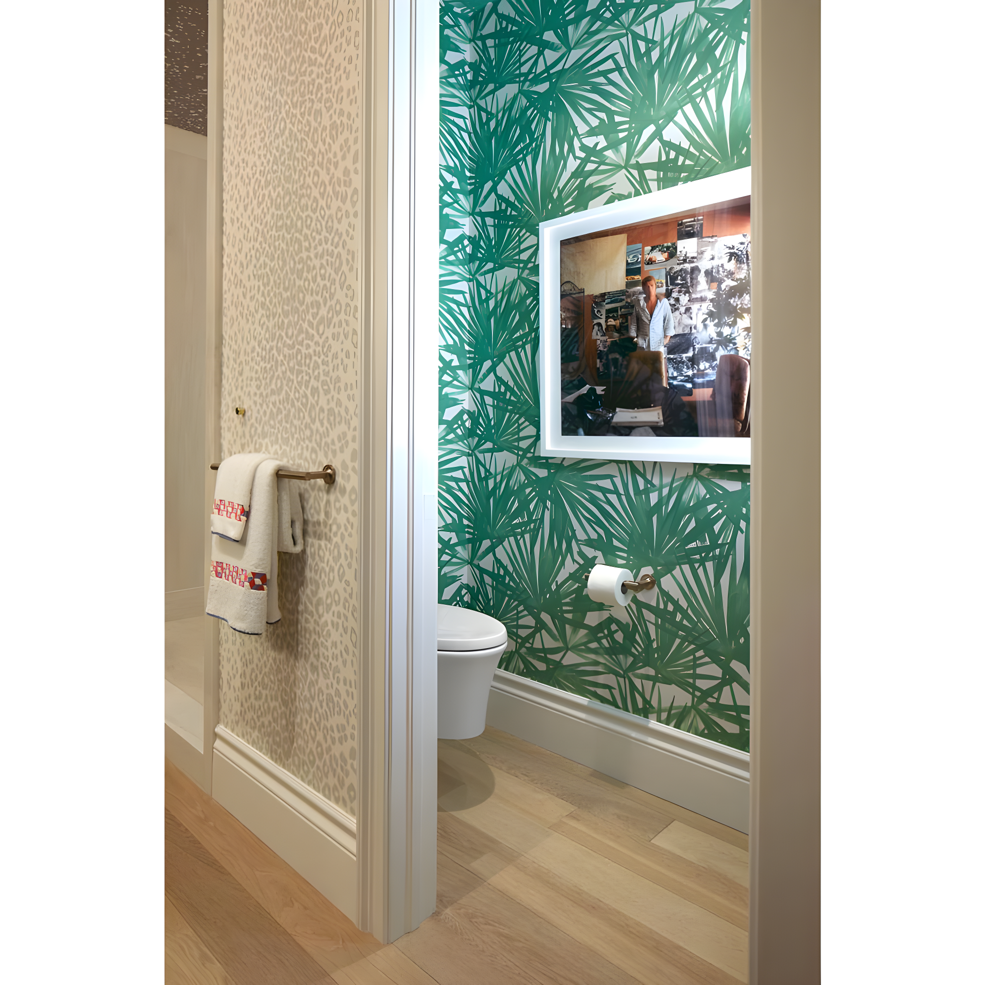 Purist® 24" Wall Mounted Round Towel Bar, Metal Wall-Mounted Towel Holder