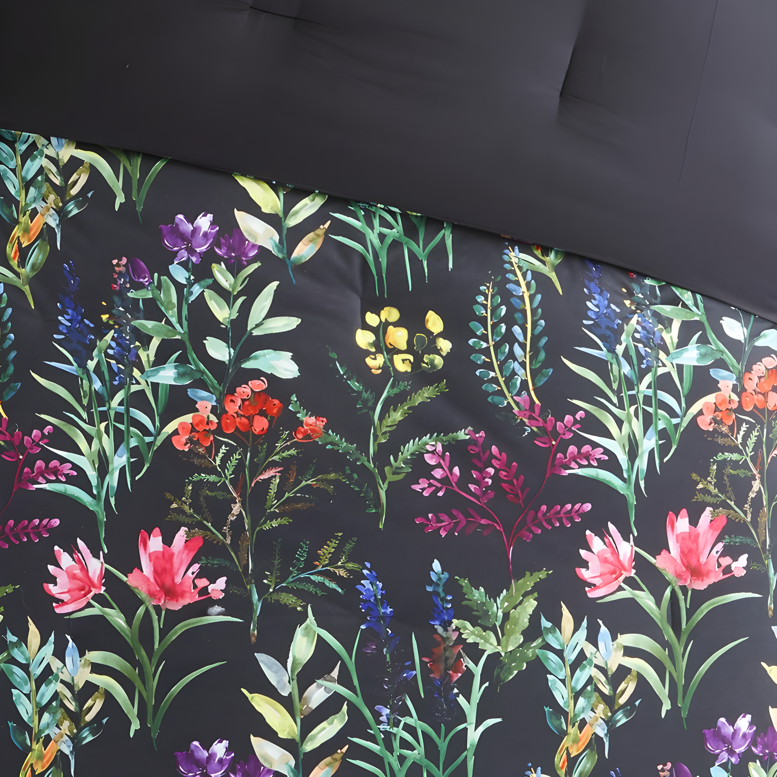 Madison Park Tasha Floral Comforter Set