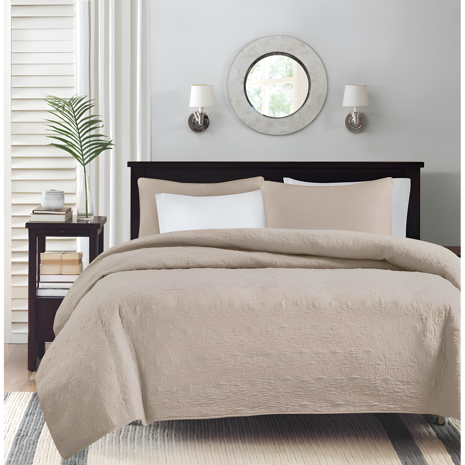 Madison Park Quebec Reversible Quilt Set